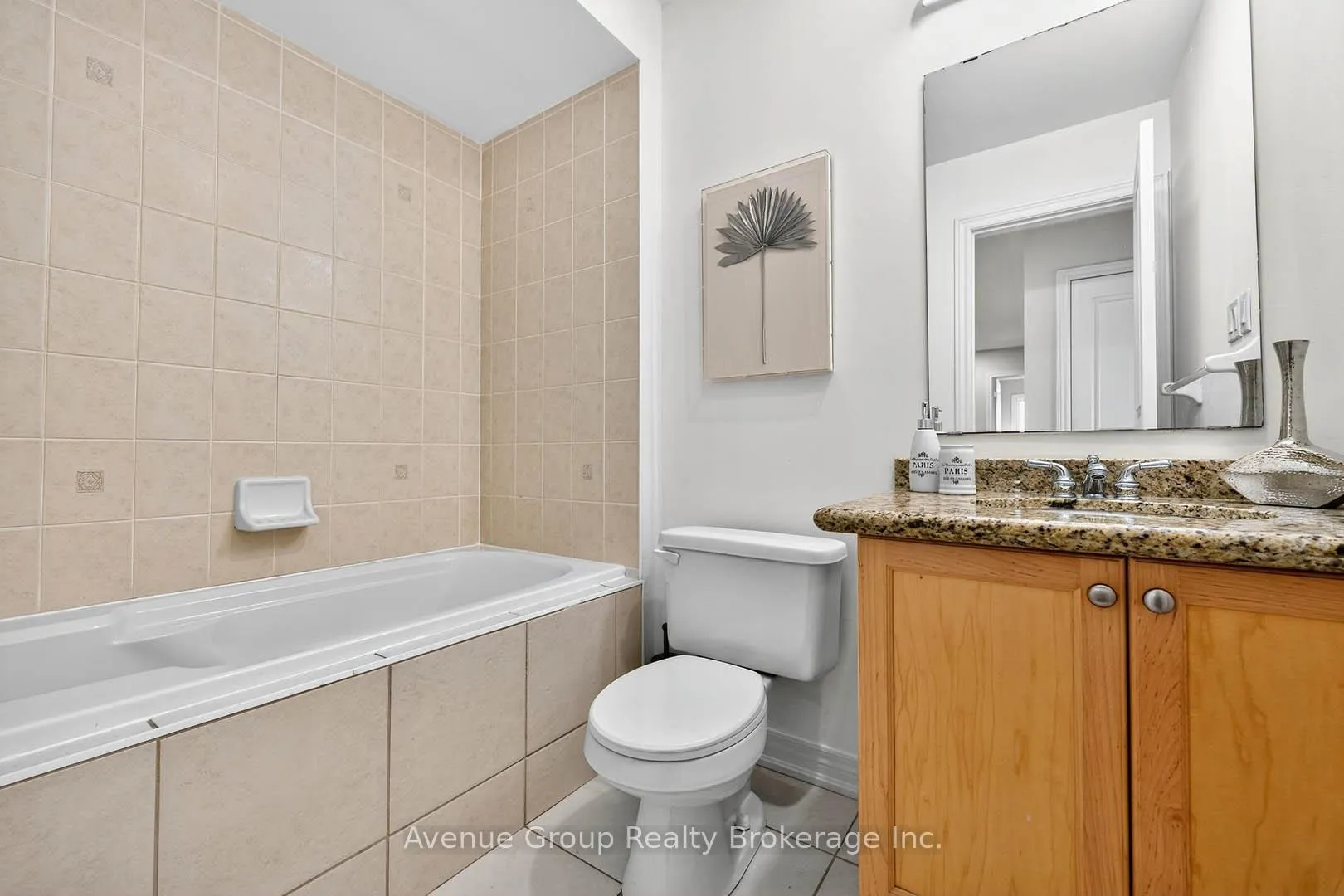 Photo 39 of 17 Adastra Crescent, Markham, Victoria Manor-Jennings Gate — HOMEH