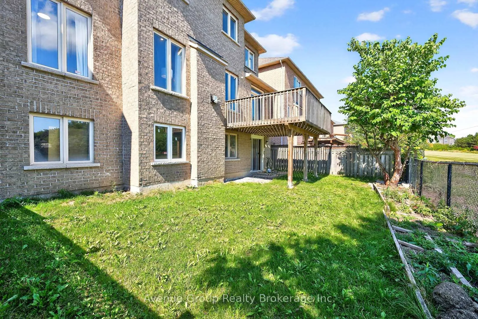 Photo 45 of 17 Adastra Crescent, Markham, Victoria Manor-Jennings Gate — HOMEH