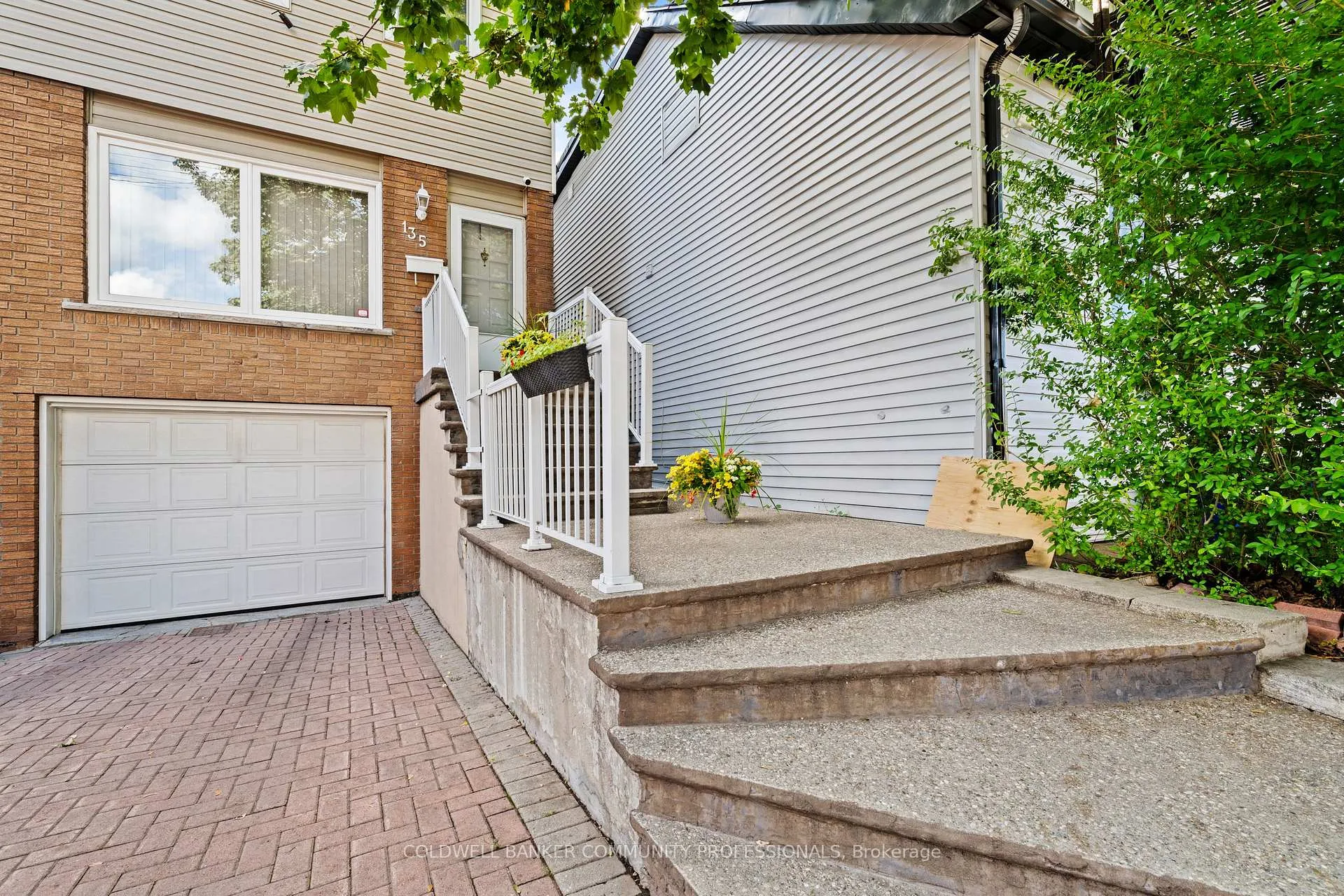Photo 3 of 135 West Avenue N, Hamilton, Beasley — HOMEH