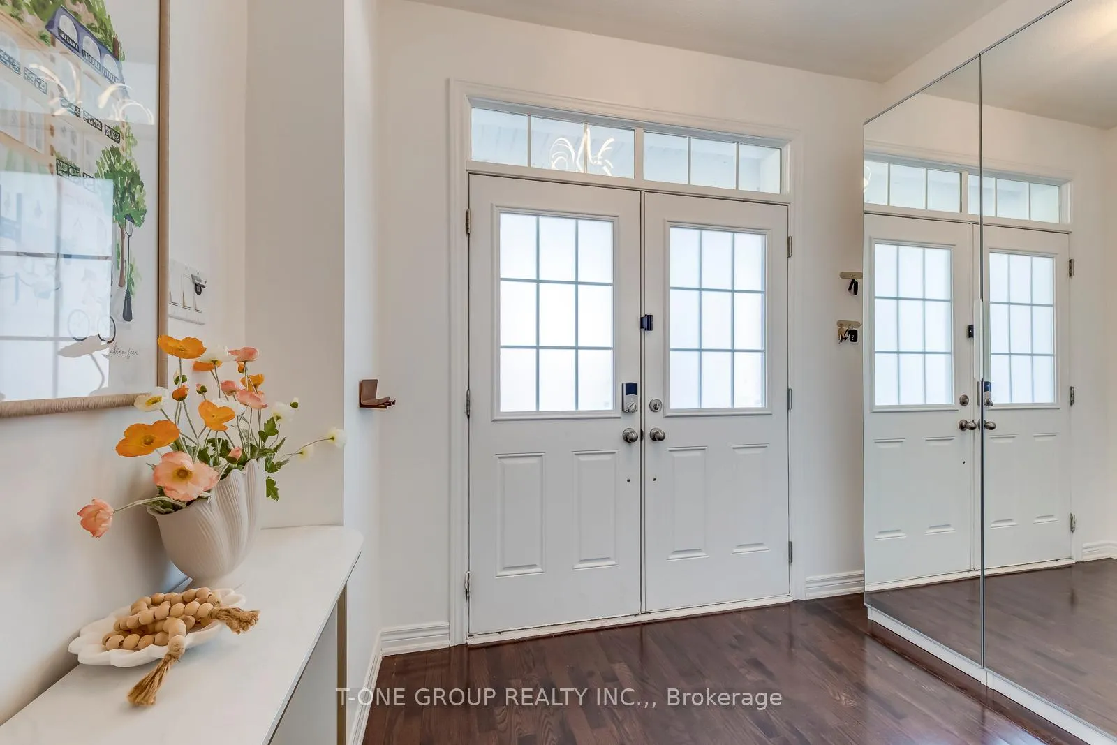 Photo 2 of 53 Lauderdale Drive, Vaughan, Patterson — HOMEH