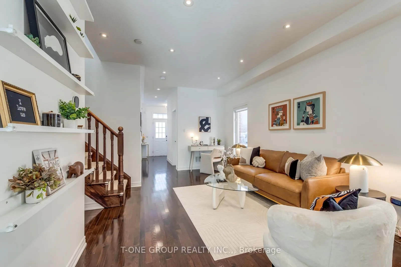 Photo 4 of 53 Lauderdale Drive, Vaughan, Patterson — HOMEH