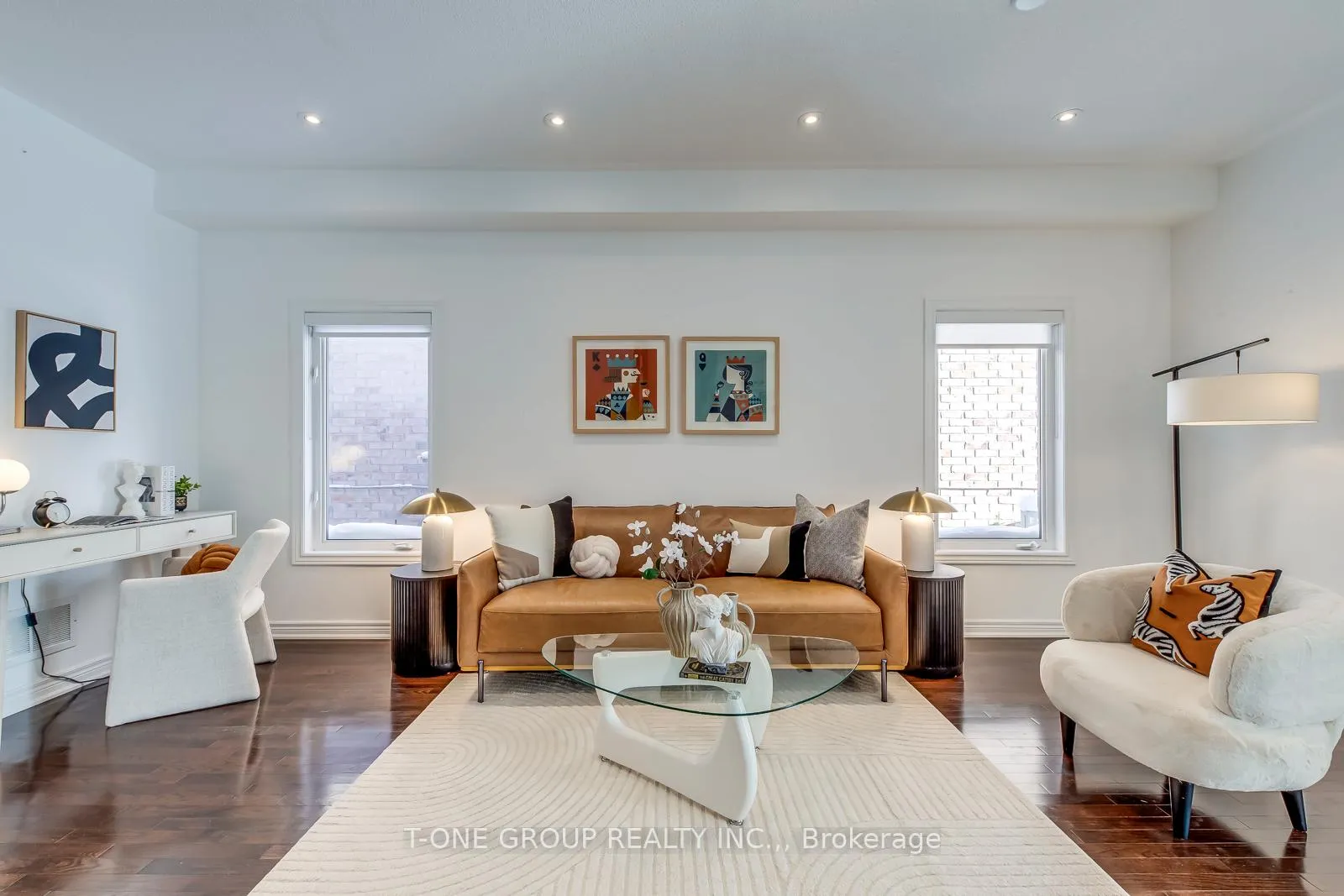 Photo 5 of 53 Lauderdale Drive, Vaughan, Patterson — HOMEH