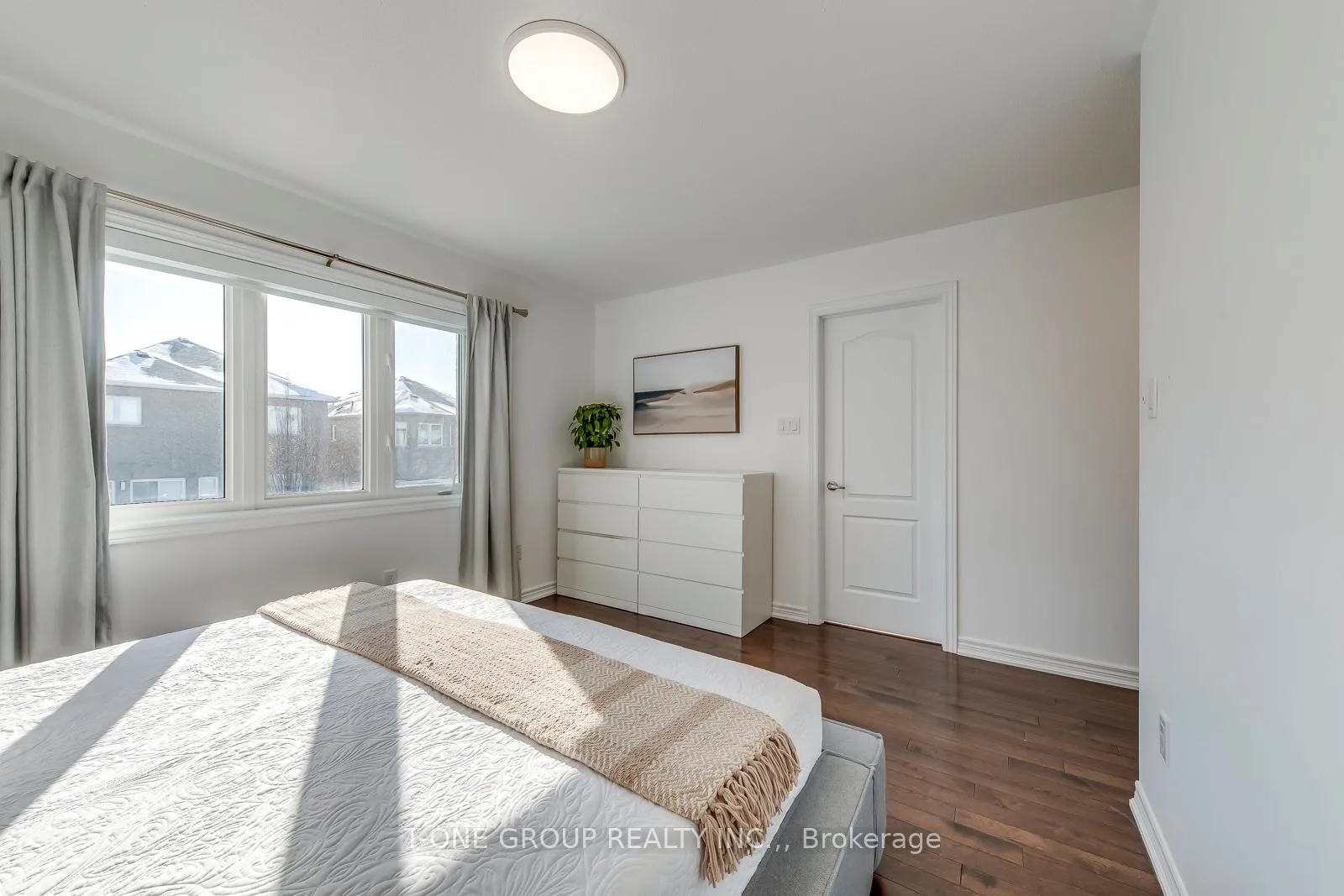 Photo 15 of 53 Lauderdale Drive, Vaughan, Patterson — HOMEH