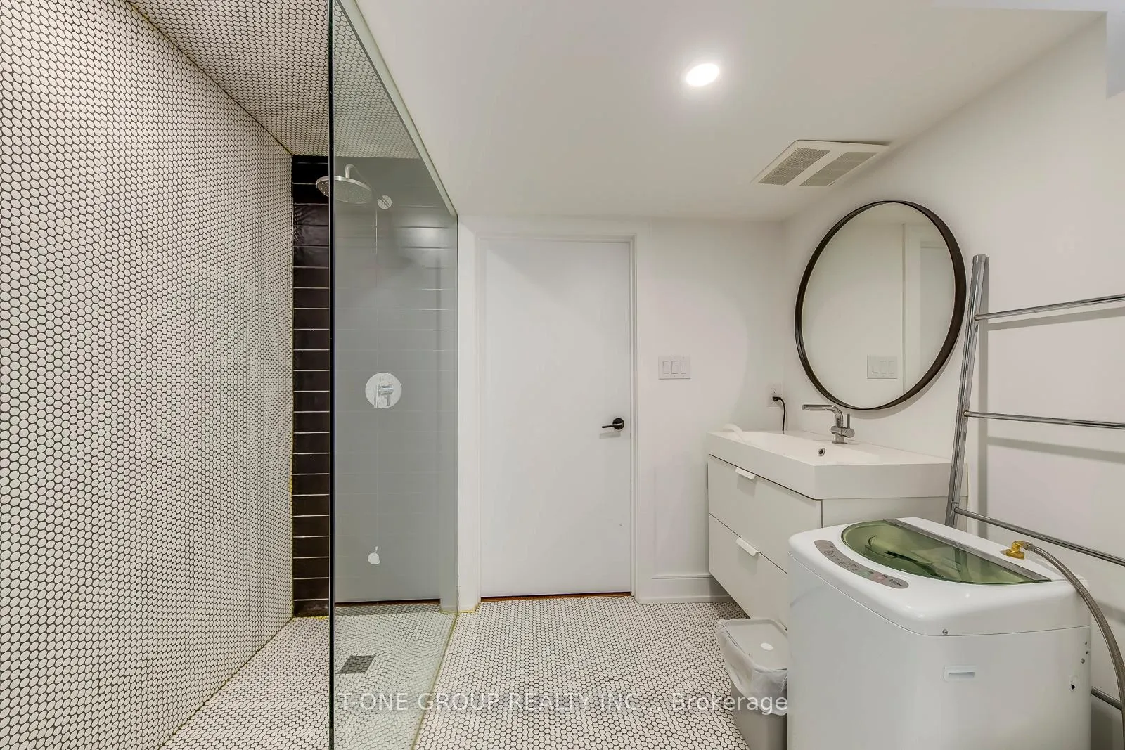 Photo 26 of 53 Lauderdale Drive, Vaughan, Patterson — HOMEH