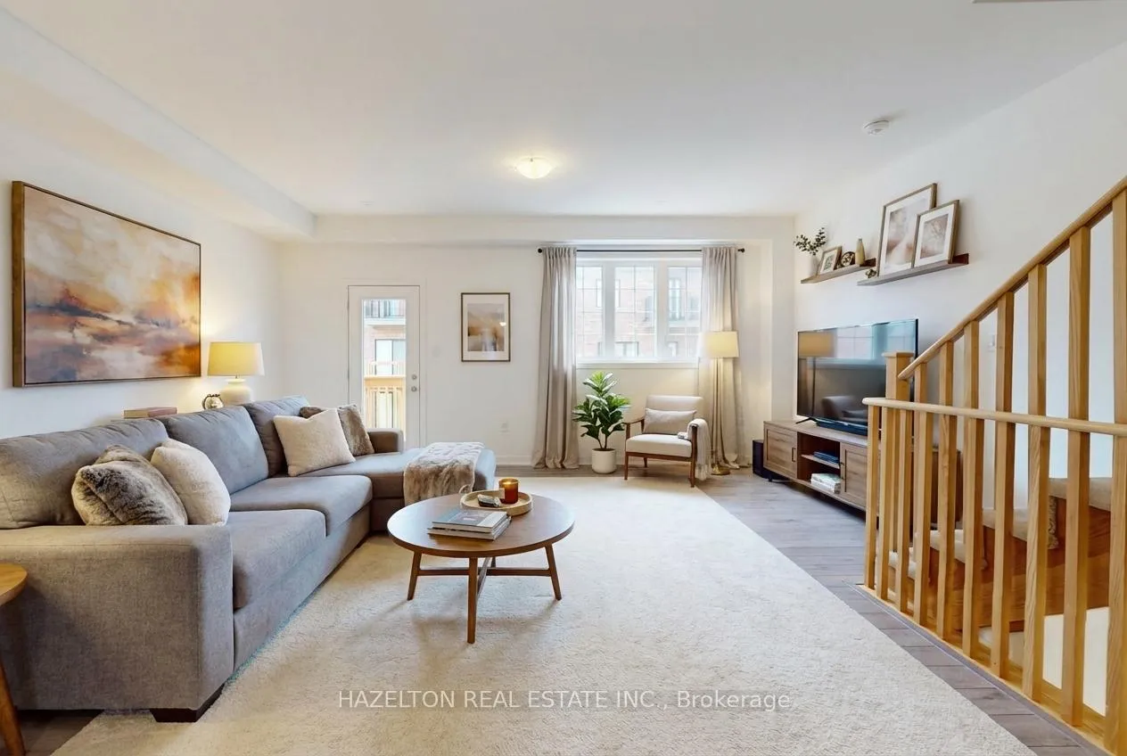 Photo 1 of 26 Calloway Way, Whitby, Downtown Whitby — HOMEH