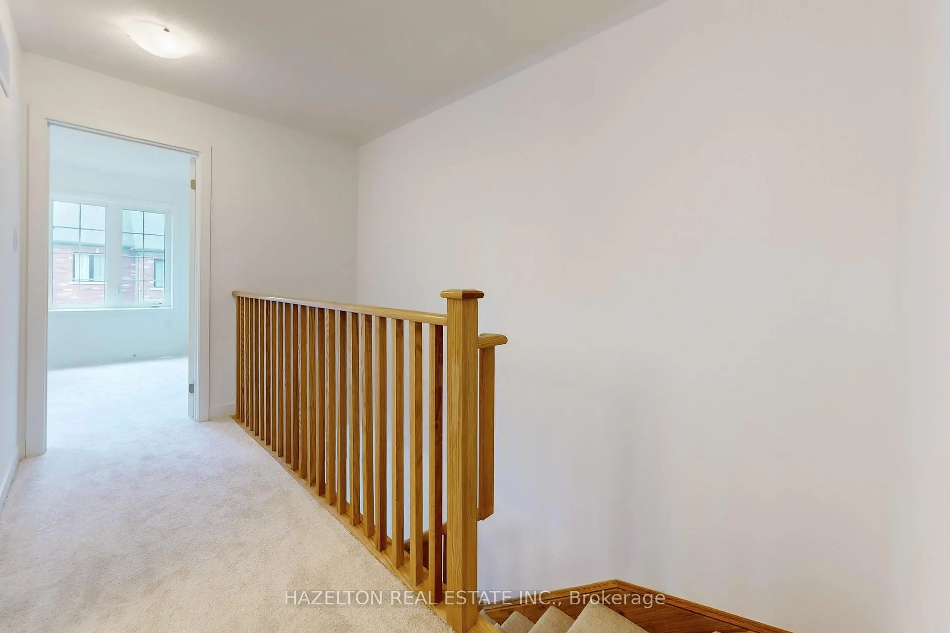 Photo 19 of 26 Calloway Way, Whitby, Downtown Whitby — HOMEH