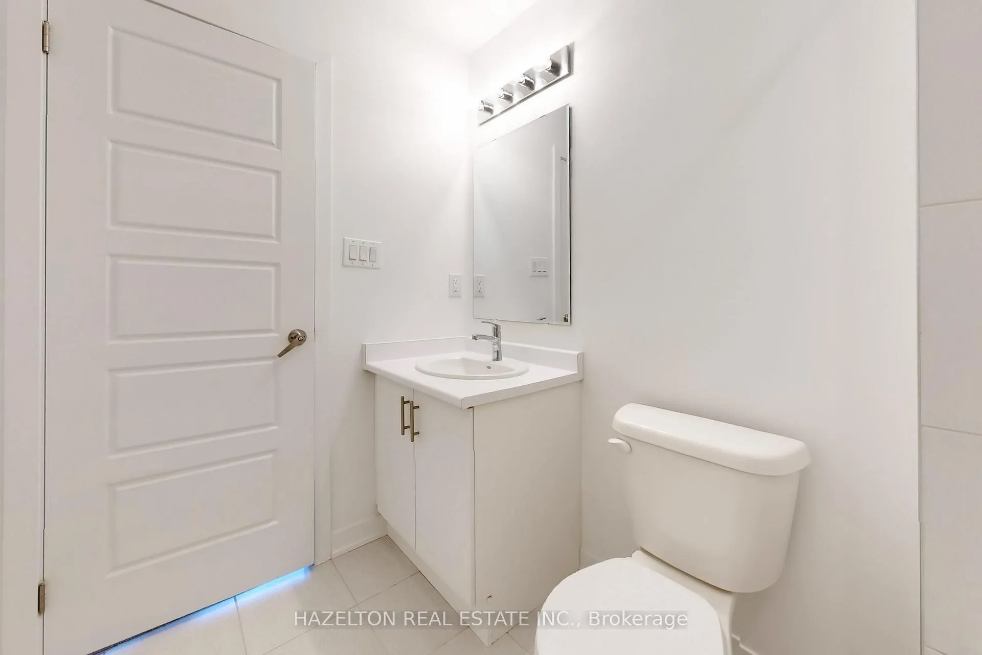 Photo 25 of 26 Calloway Way, Whitby, Downtown Whitby — HOMEH