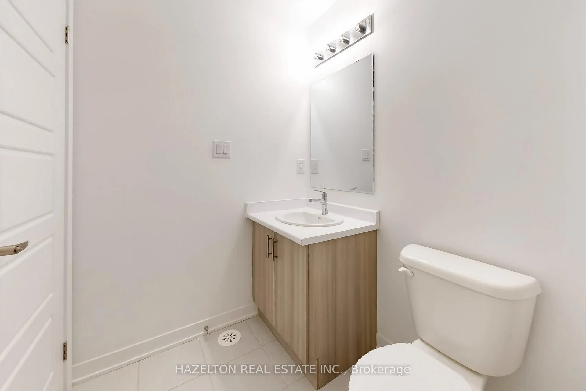 Photo 33 of 26 Calloway Way, Whitby, Downtown Whitby — HOMEH