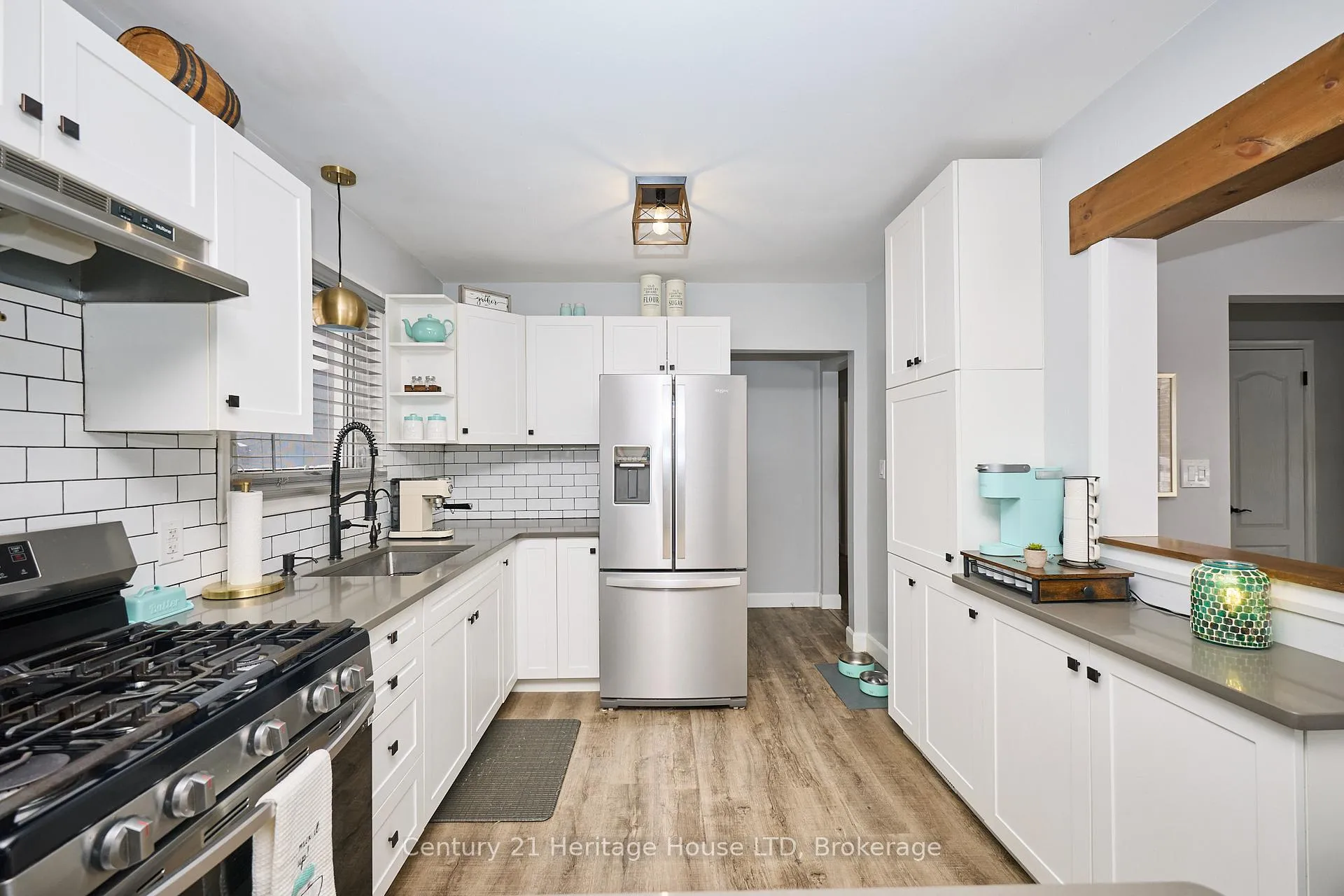 Photo 8 of 8845 Banting Avenue, Niagara Falls, Chippawa — HOMEH