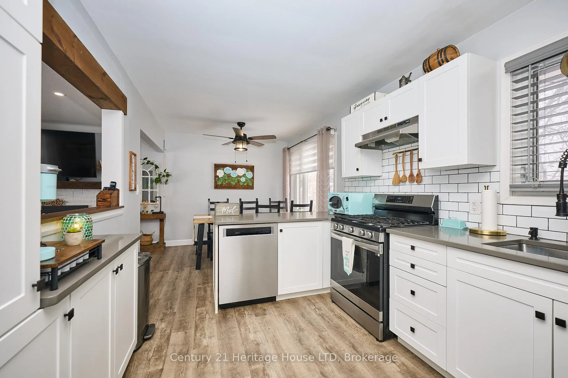 Photo 16 of 8845 Banting Avenue, Niagara Falls, Chippawa — HOMEH