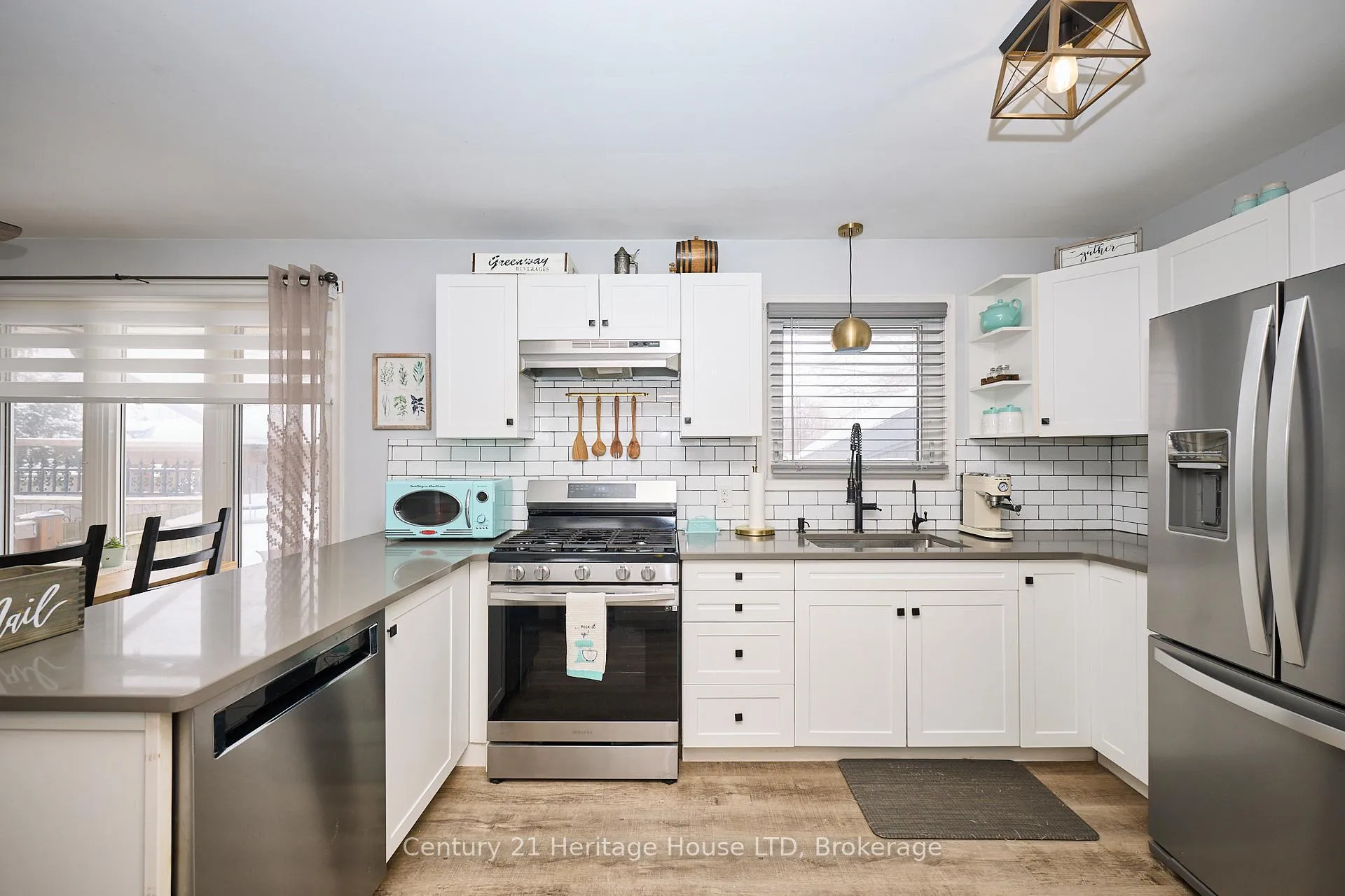 Photo 17 of 8845 Banting Avenue, Niagara Falls, Chippawa — HOMEH