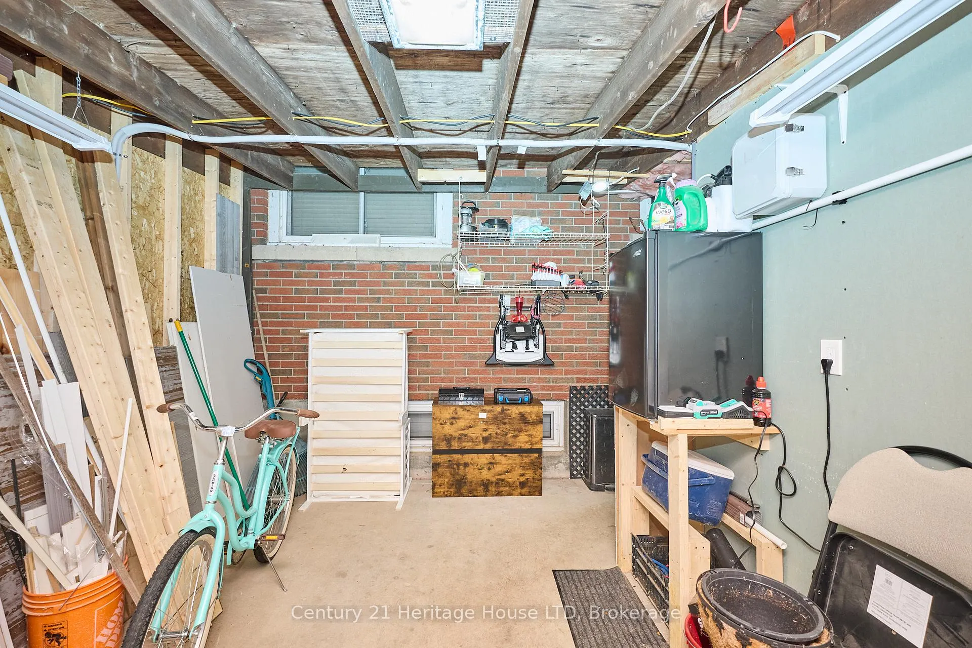 Photo 33 of 8845 Banting Avenue, Niagara Falls, Chippawa — HOMEH