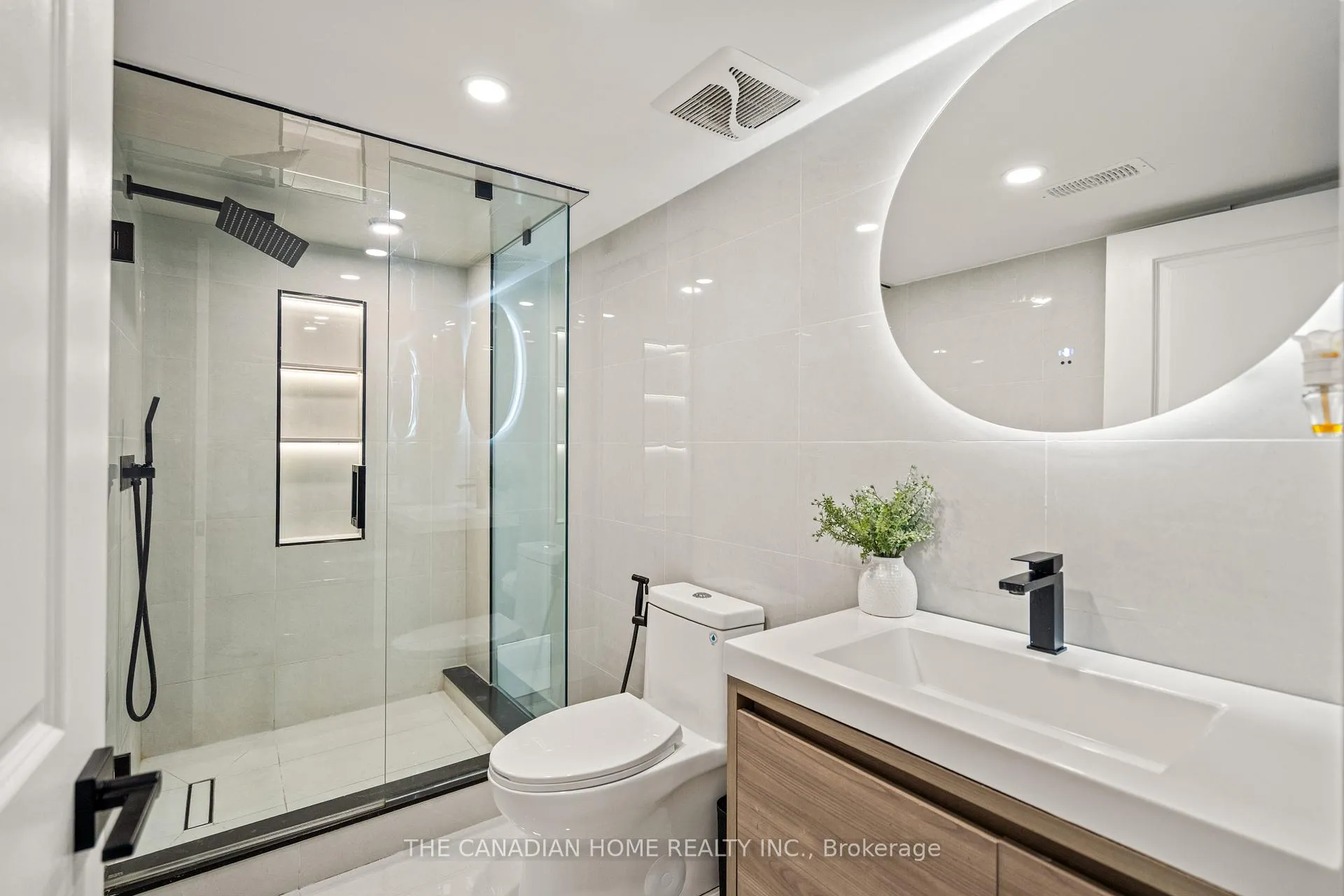 Photo 46 of 1514 Wellwood Terrace, Milton, Cobban — HOMEH