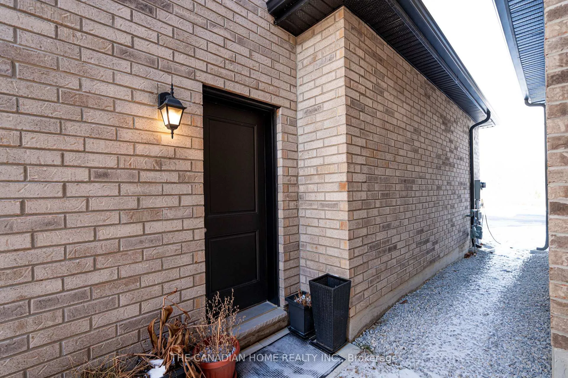 Photo 47 of 1514 Wellwood Terrace, Milton, Cobban — HOMEH