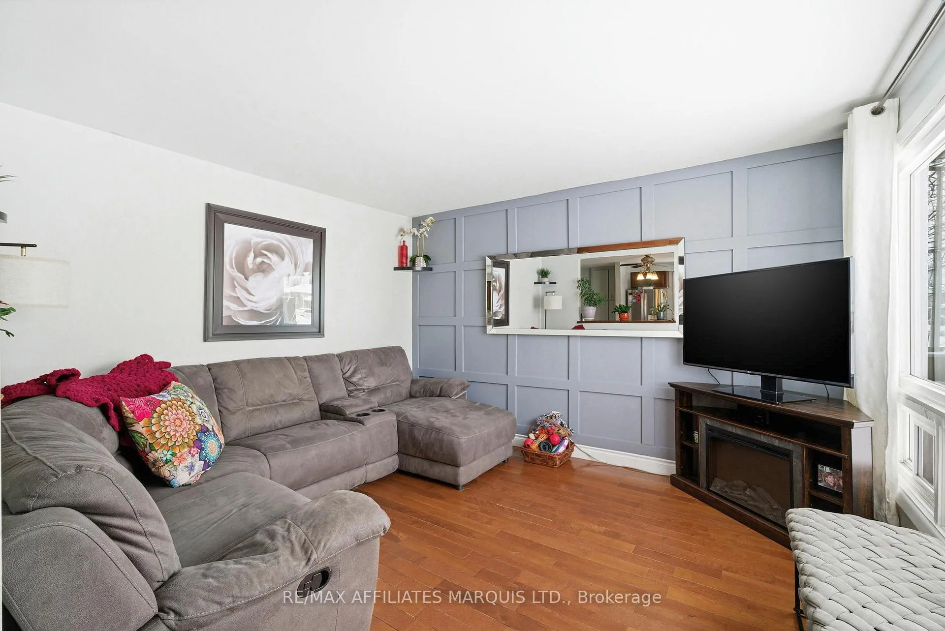 Photo 9 of 605 Twelfth Street E, Cornwall — HOMEH