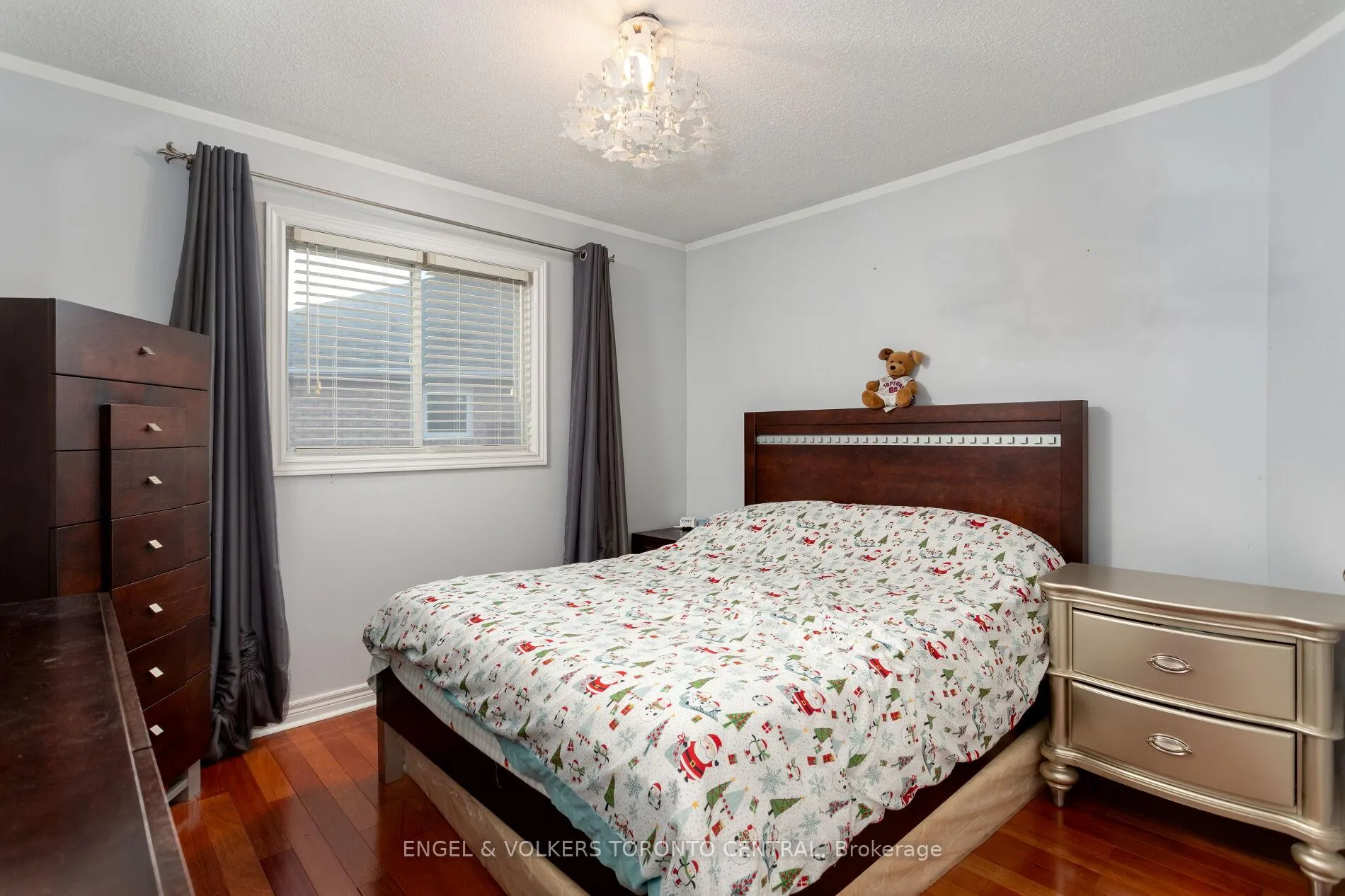 Photo 35 of 144 Claremont Lane, Vaughan, West Woodbridge — HOMEH
