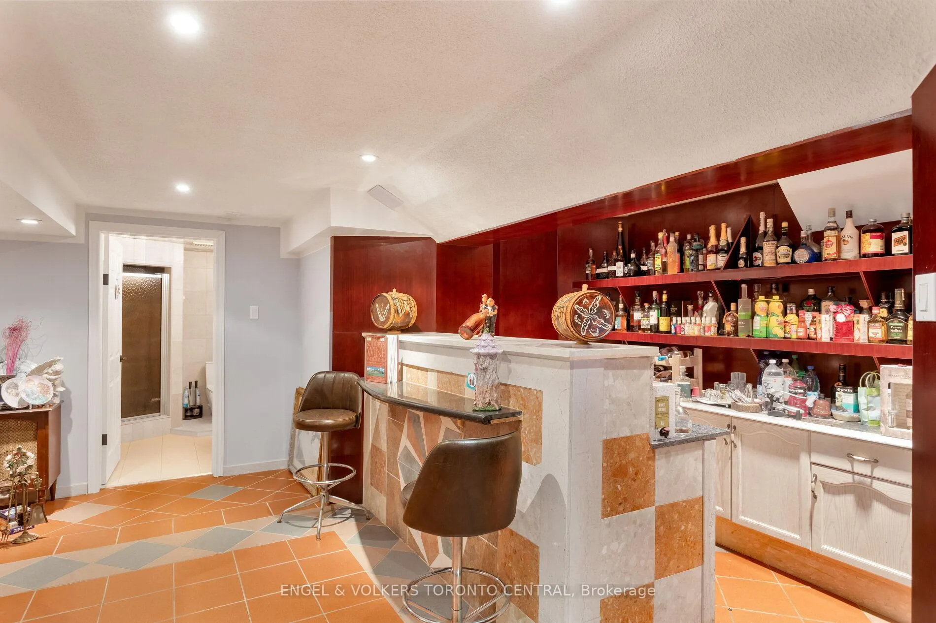 Photo 41 of 144 Claremont Lane, Vaughan, West Woodbridge — HOMEH