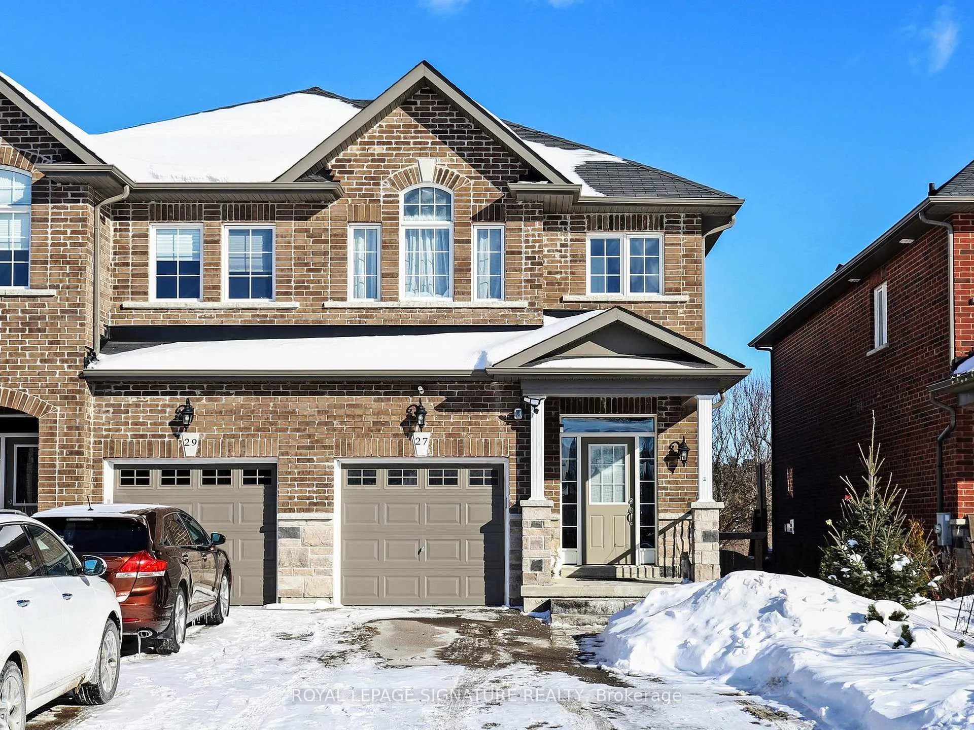 Photo 2 of 27 Michael Cummings Court, Uxbridge — HOMEH