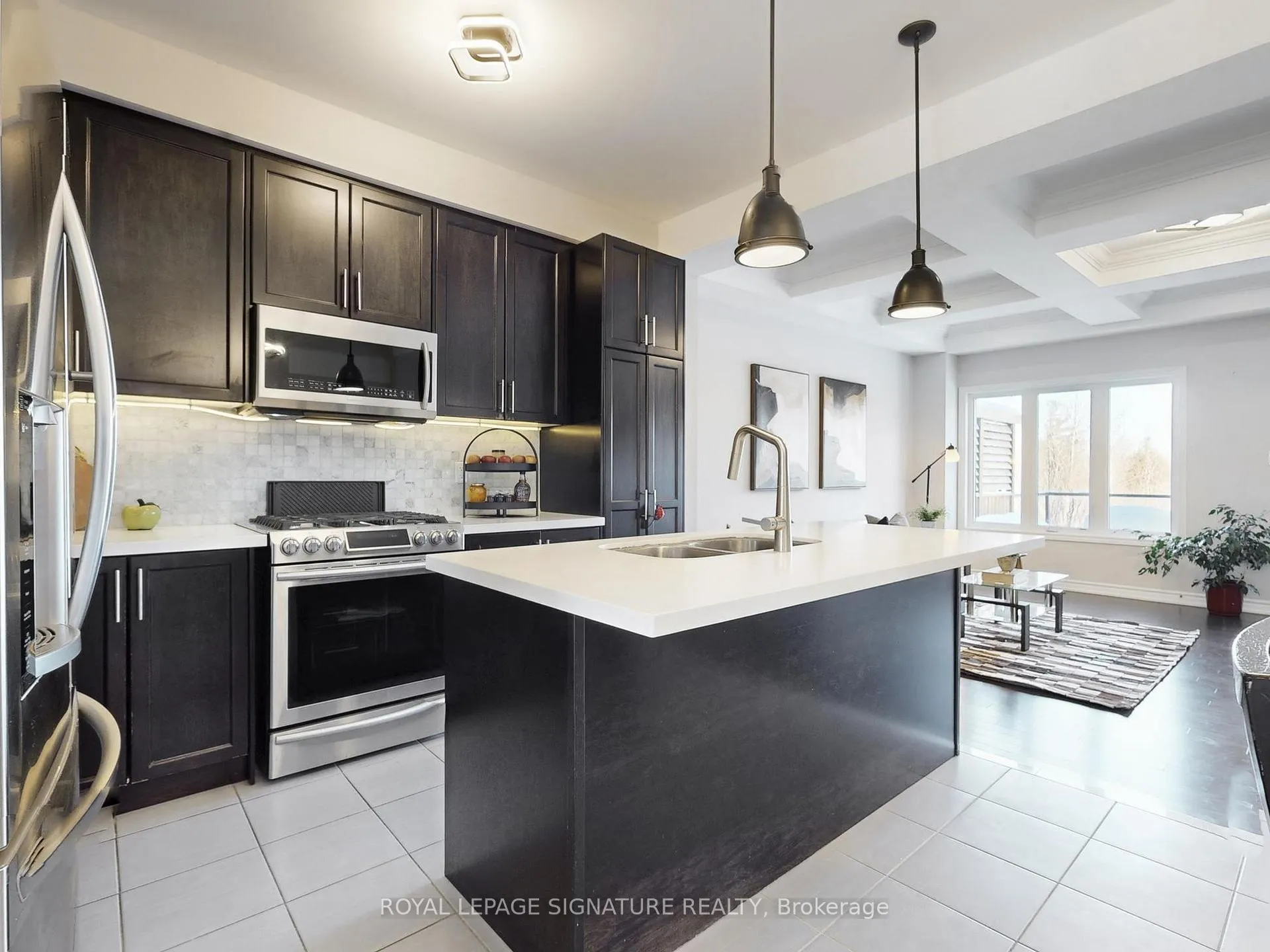 Photo 8 of 27 Michael Cummings Court, Uxbridge — HOMEH