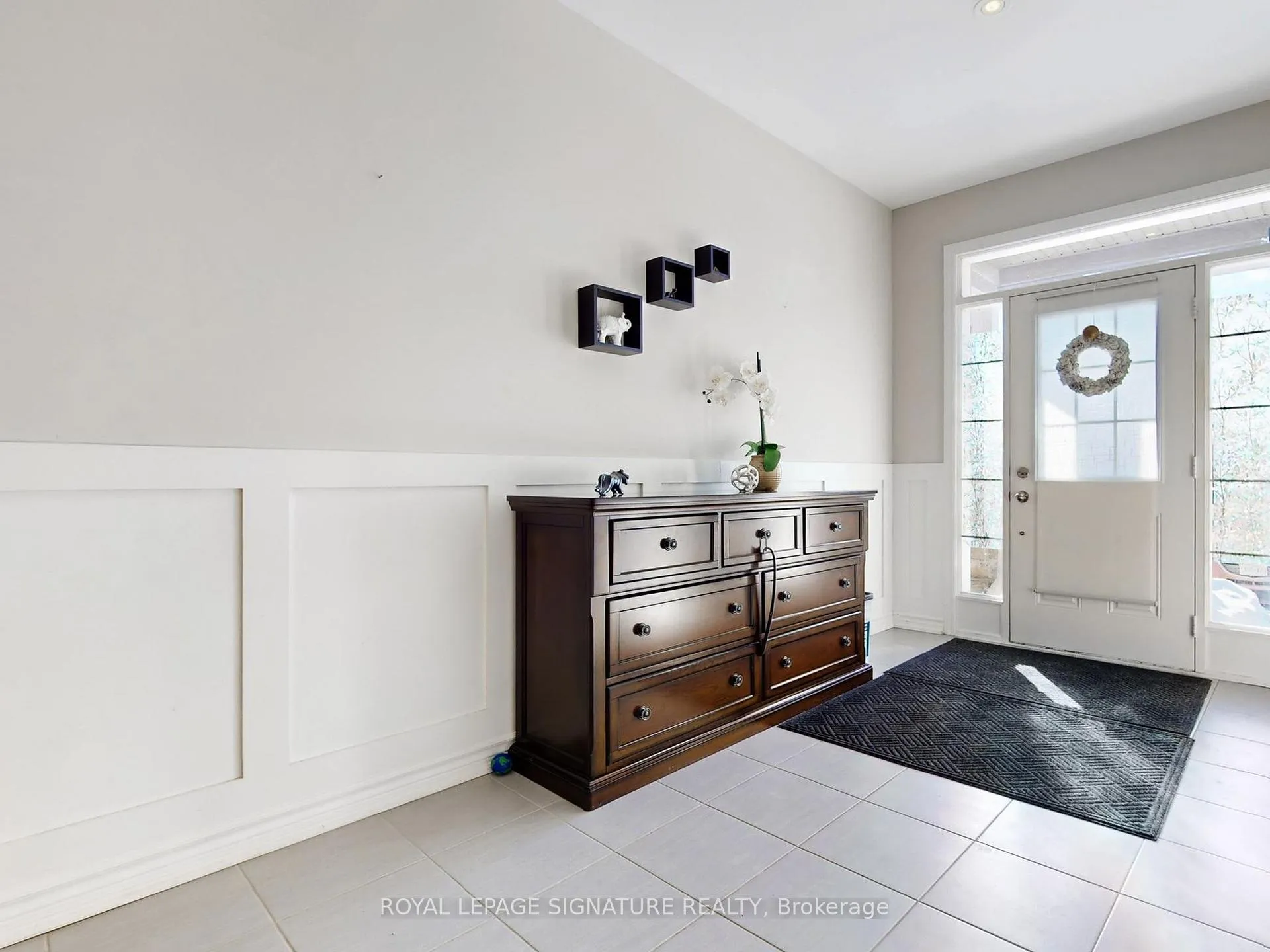 Photo 16 of 27 Michael Cummings Court, Uxbridge — HOMEH
