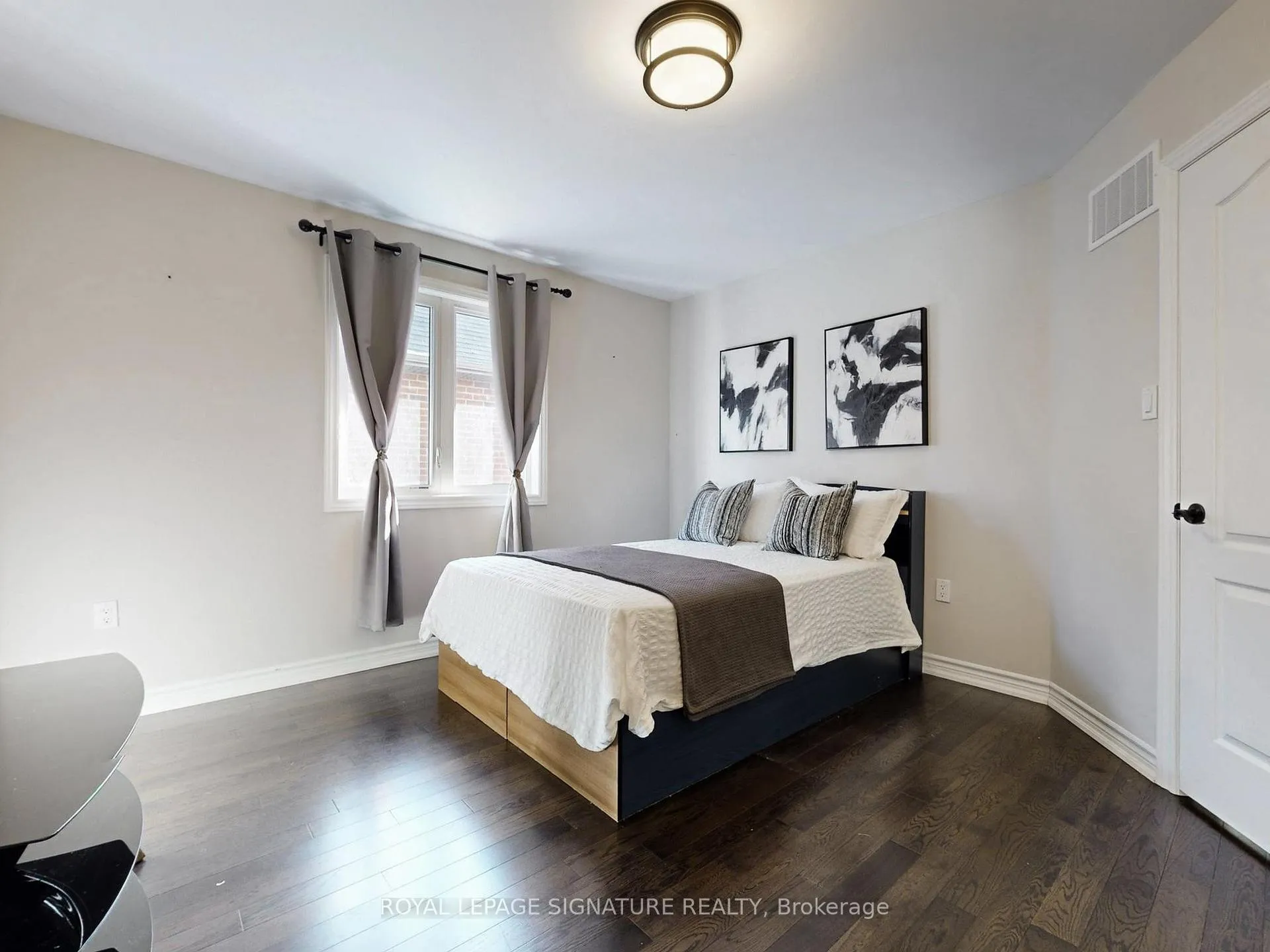 Photo 23 of 27 Michael Cummings Court, Uxbridge — HOMEH