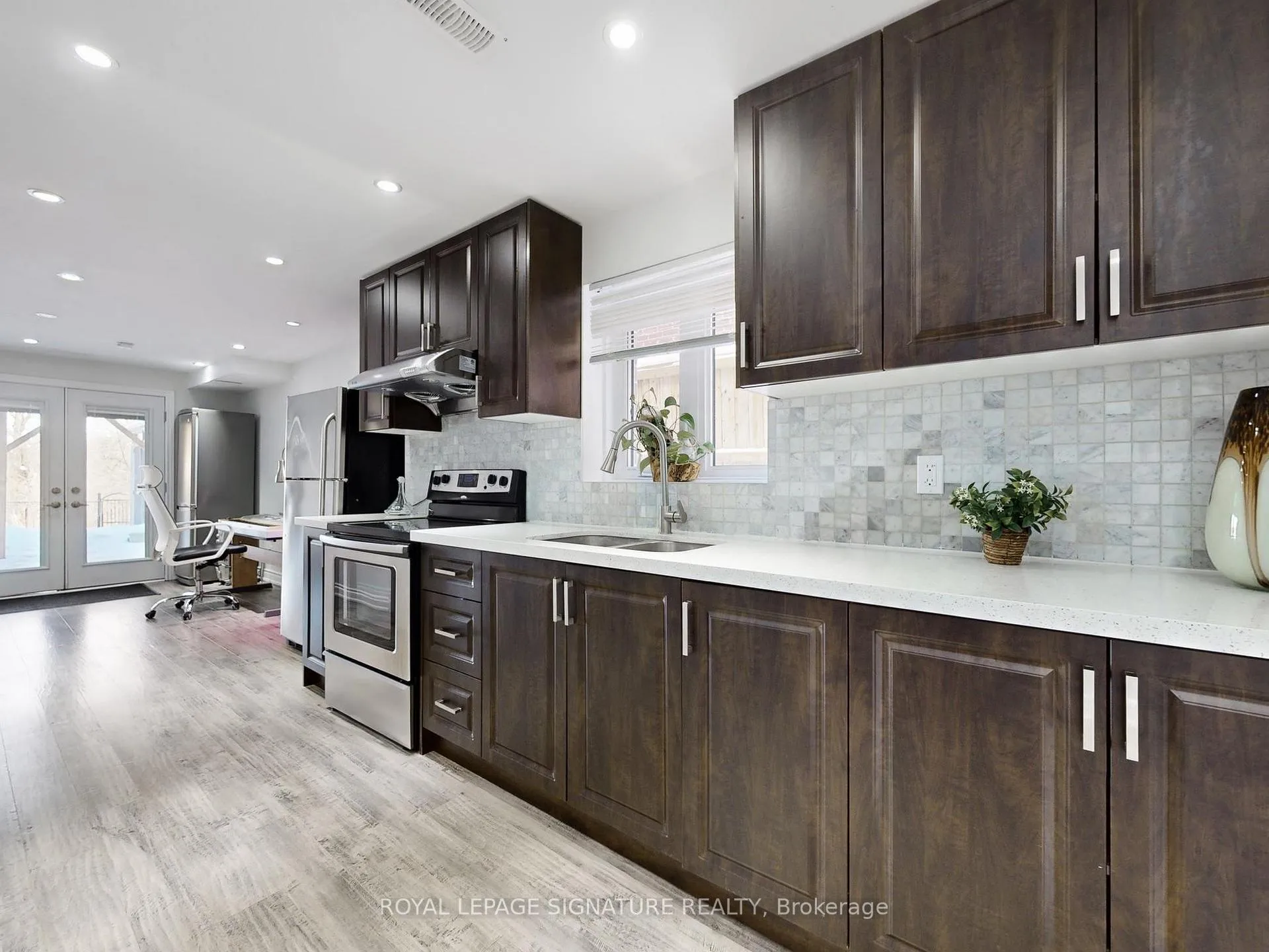Photo 34 of 27 Michael Cummings Court, Uxbridge — HOMEH