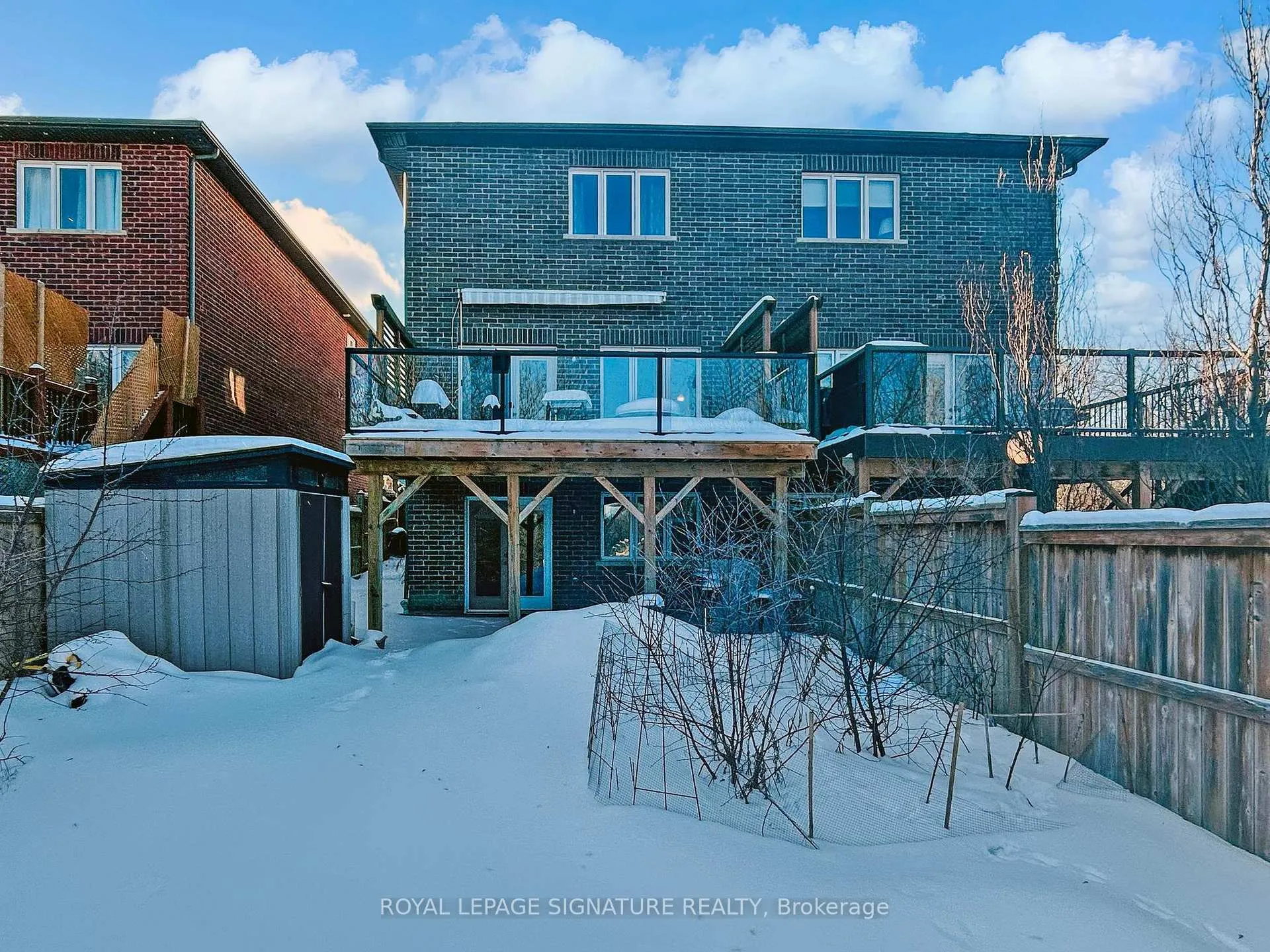 Photo 40 of 27 Michael Cummings Court, Uxbridge — HOMEH