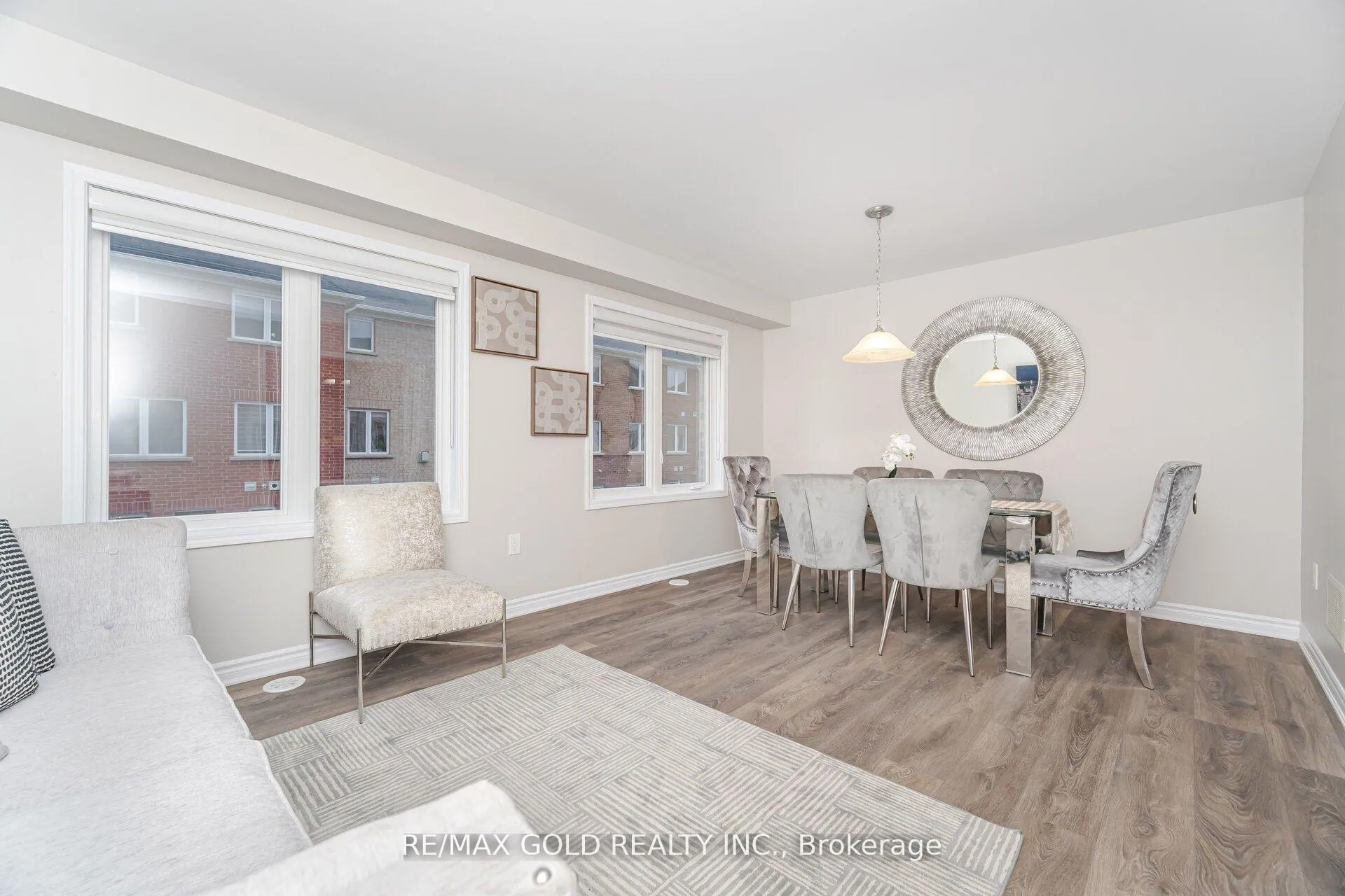 Photo 7 of 75 Baycliffe Crescent, Brampton, Northwest Brampton — HOMEH