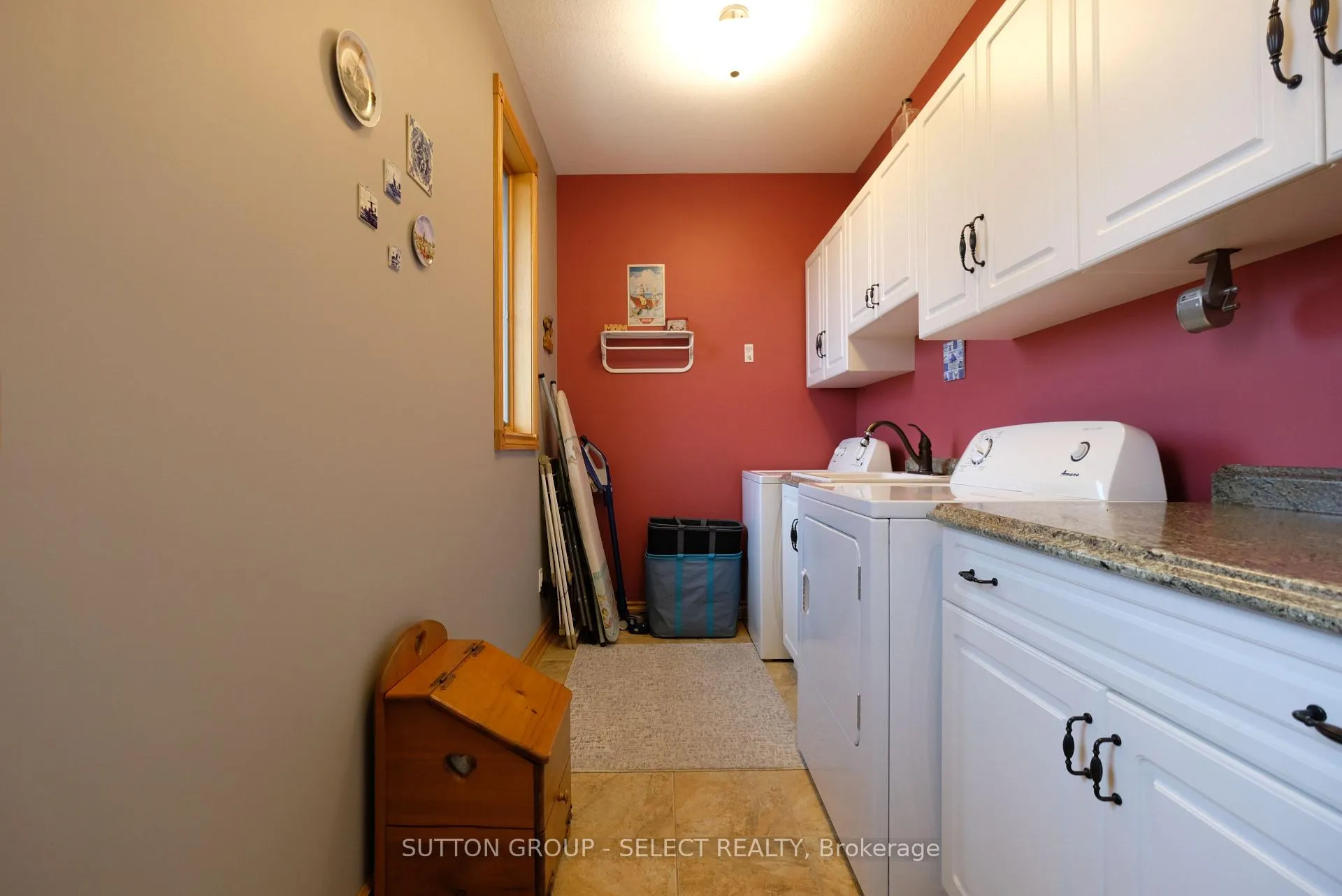 Photo 21 of 7284 Calvert Drive, Strathroy-Caradoc, Rural Strathroy-Caradoc — HOMEH