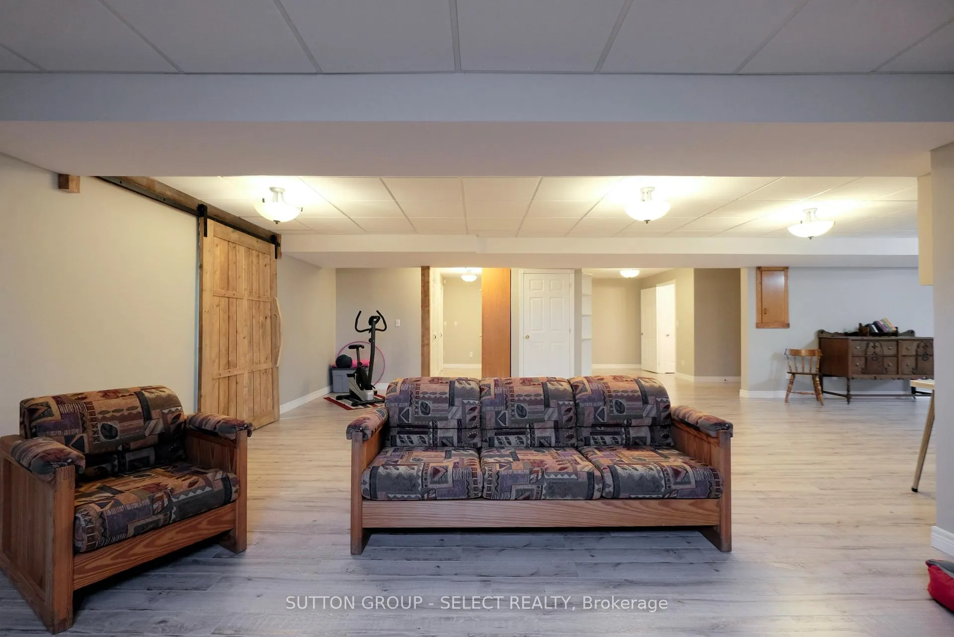 Photo 24 of 7284 Calvert Drive, Strathroy-Caradoc, Rural Strathroy-Caradoc — HOMEH