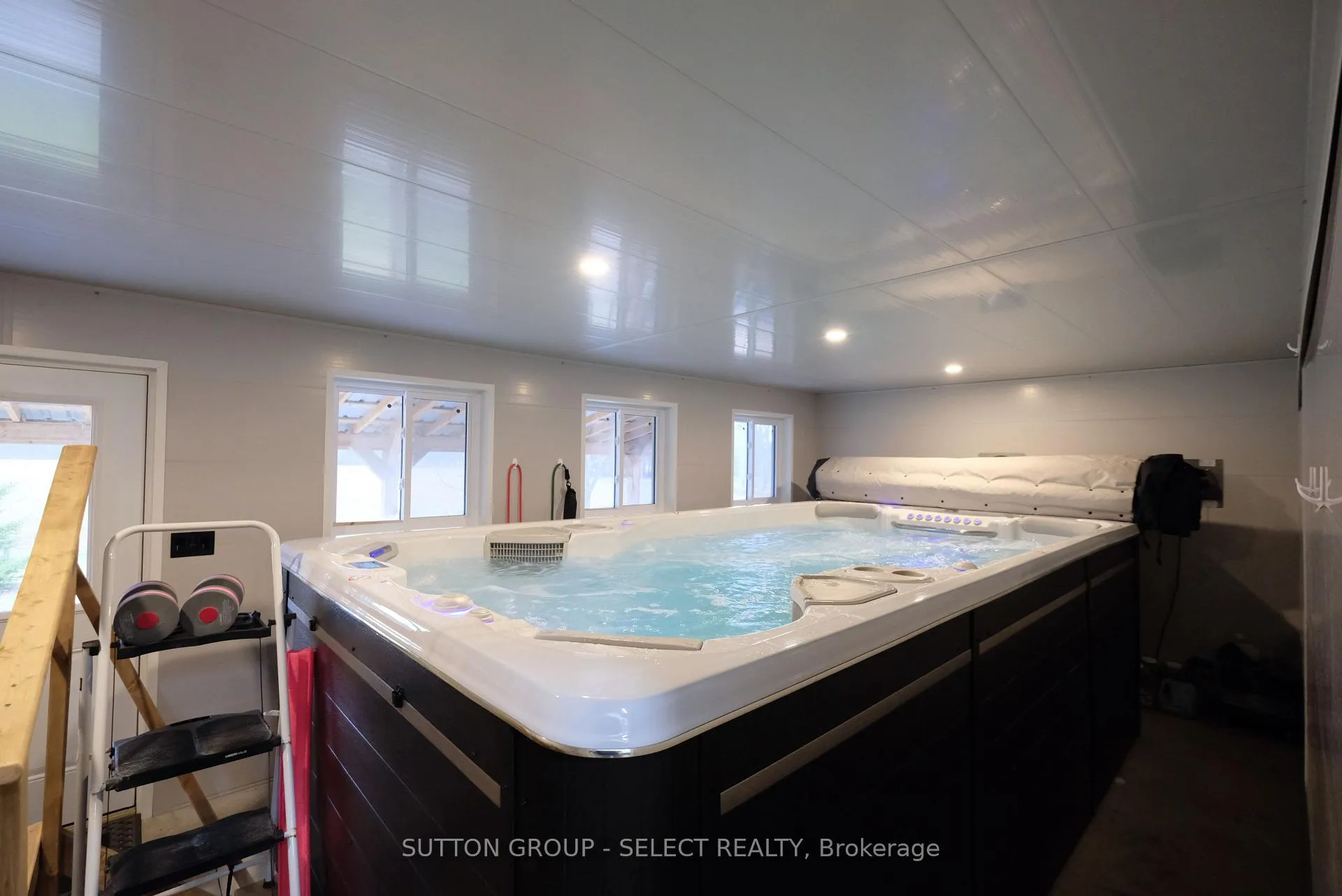 Photo 28 of 7284 Calvert Drive, Strathroy-Caradoc, Rural Strathroy-Caradoc — HOMEH