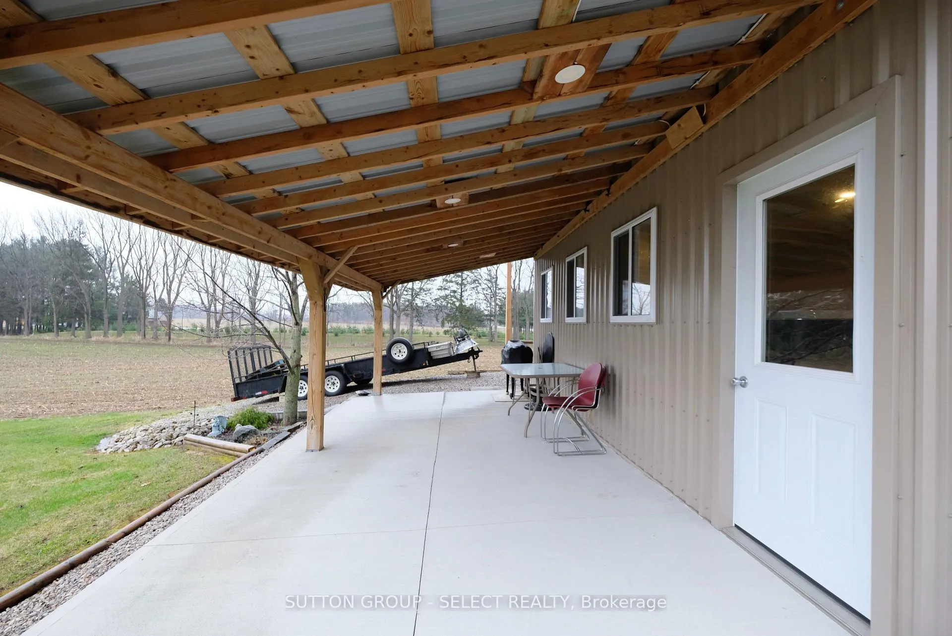 Photo 29 of 7284 Calvert Drive, Strathroy-Caradoc, Rural Strathroy-Caradoc — HOMEH