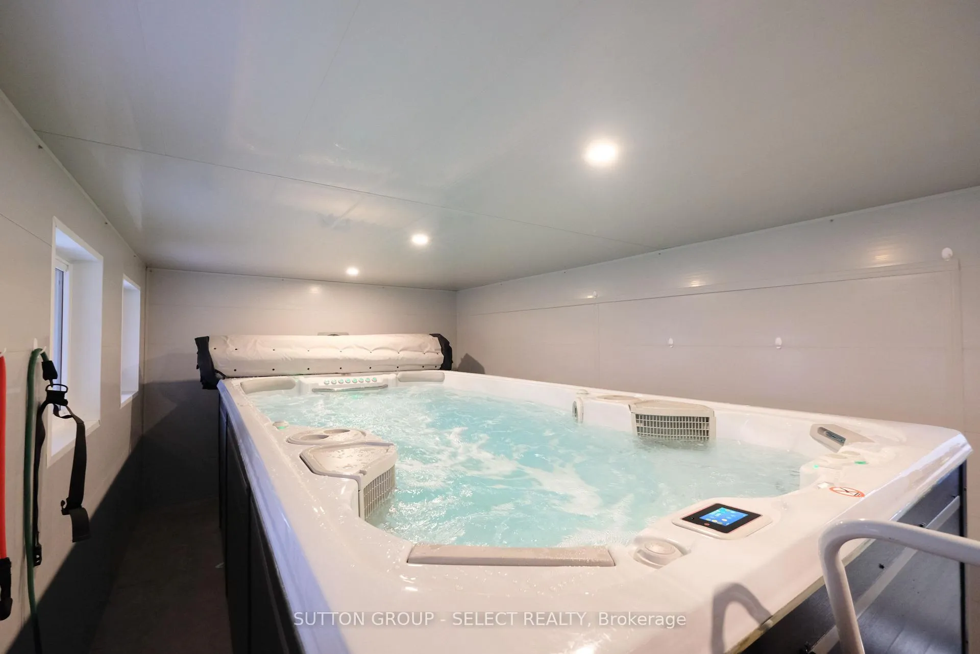 Photo 34 of 7284 Calvert Drive, Strathroy-Caradoc, Rural Strathroy-Caradoc — HOMEH