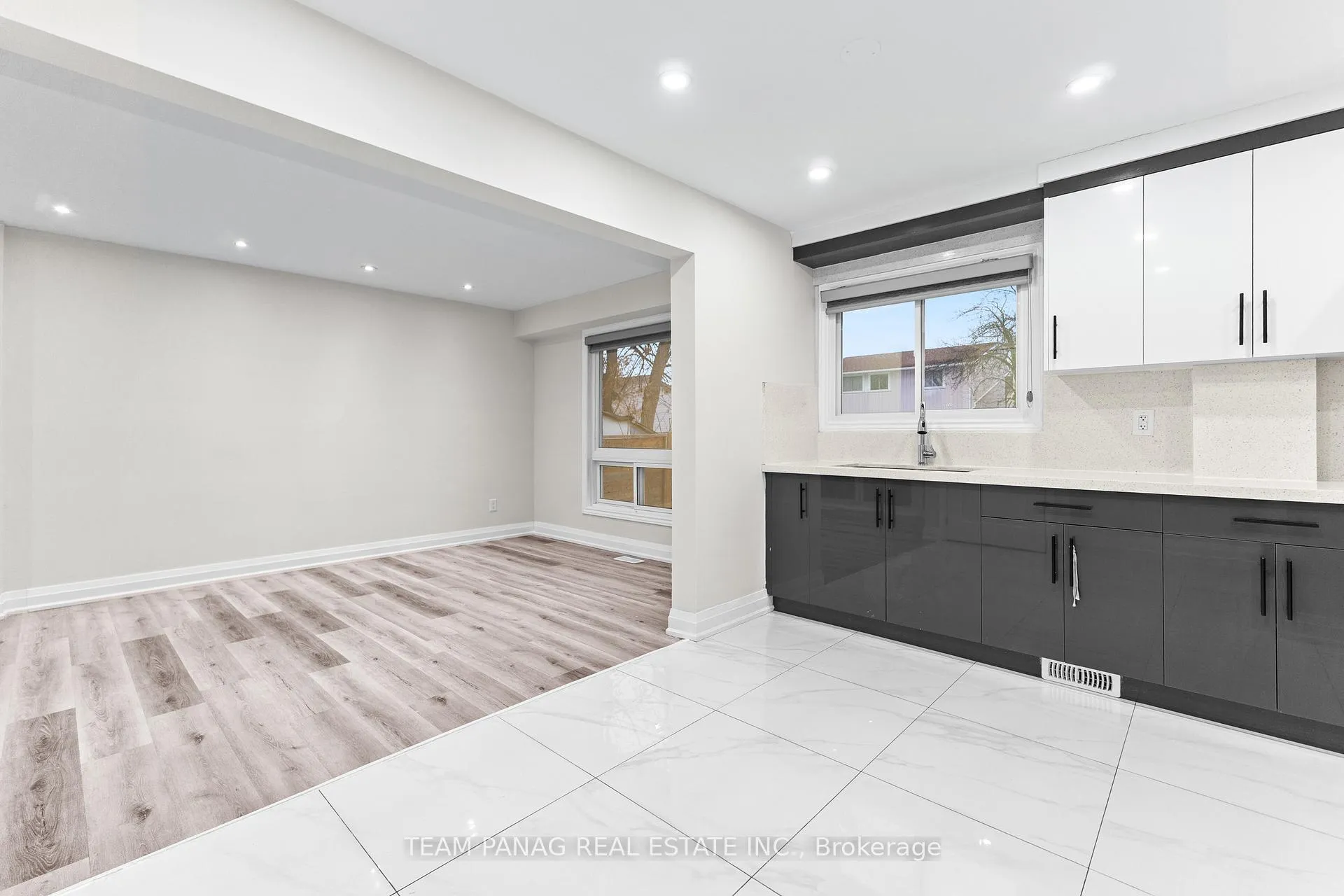 Photo 9 of 1 Golden Gate Drive, Brampton, Northgate — HOMEH