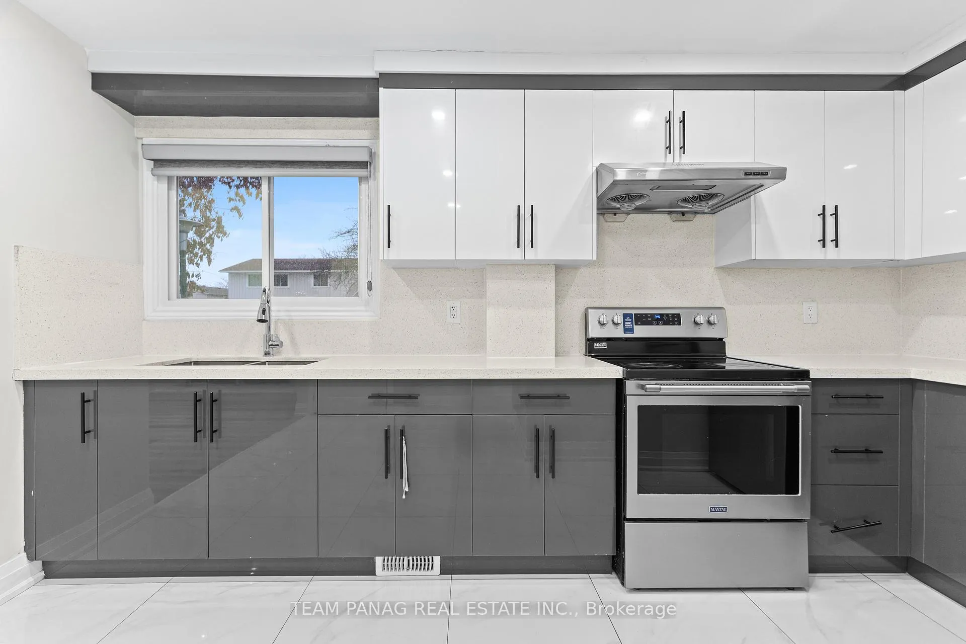 Photo 11 of 1 Golden Gate Drive, Brampton, Northgate — HOMEH