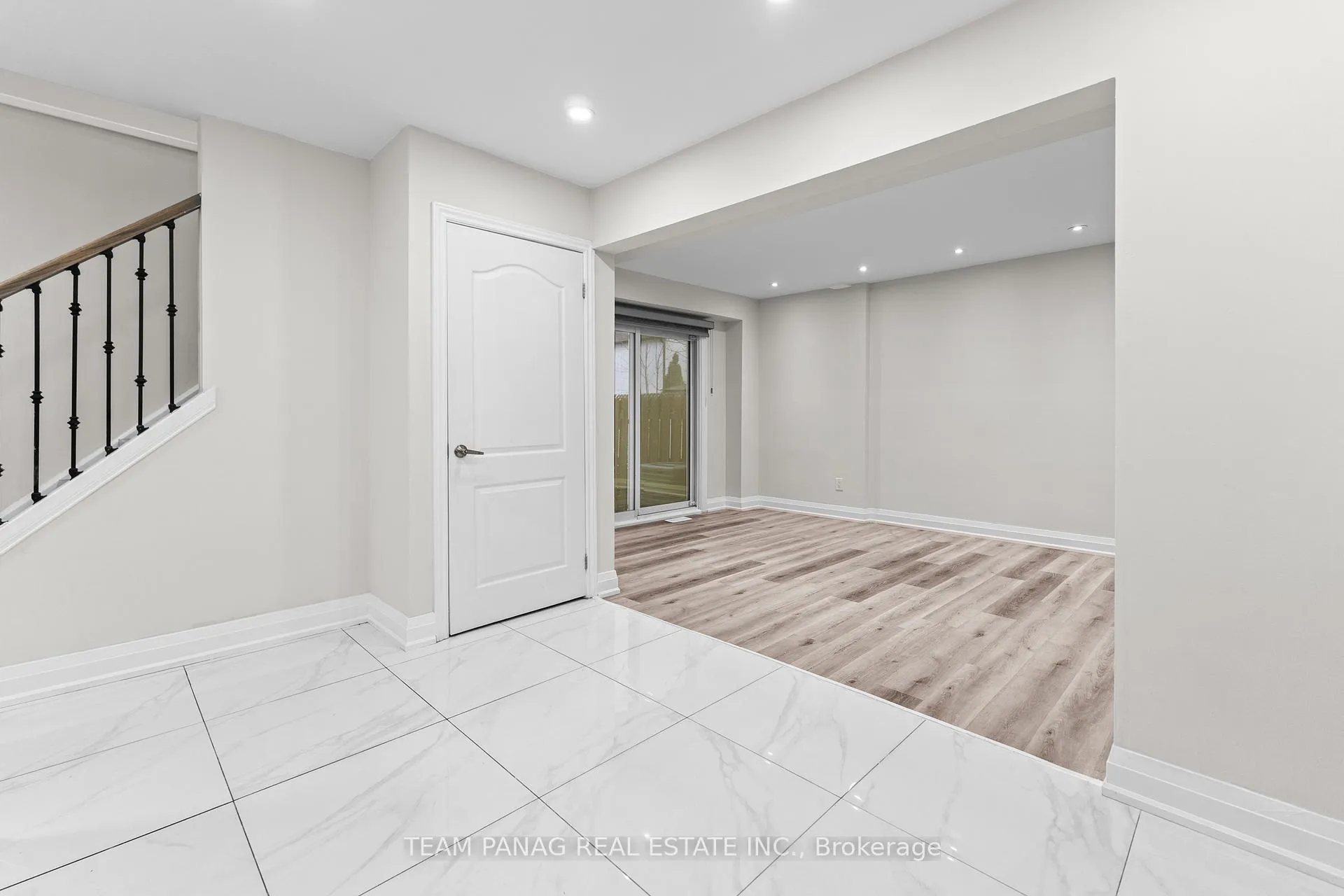 Photo 13 of 1 Golden Gate Drive, Brampton, Northgate — HOMEH