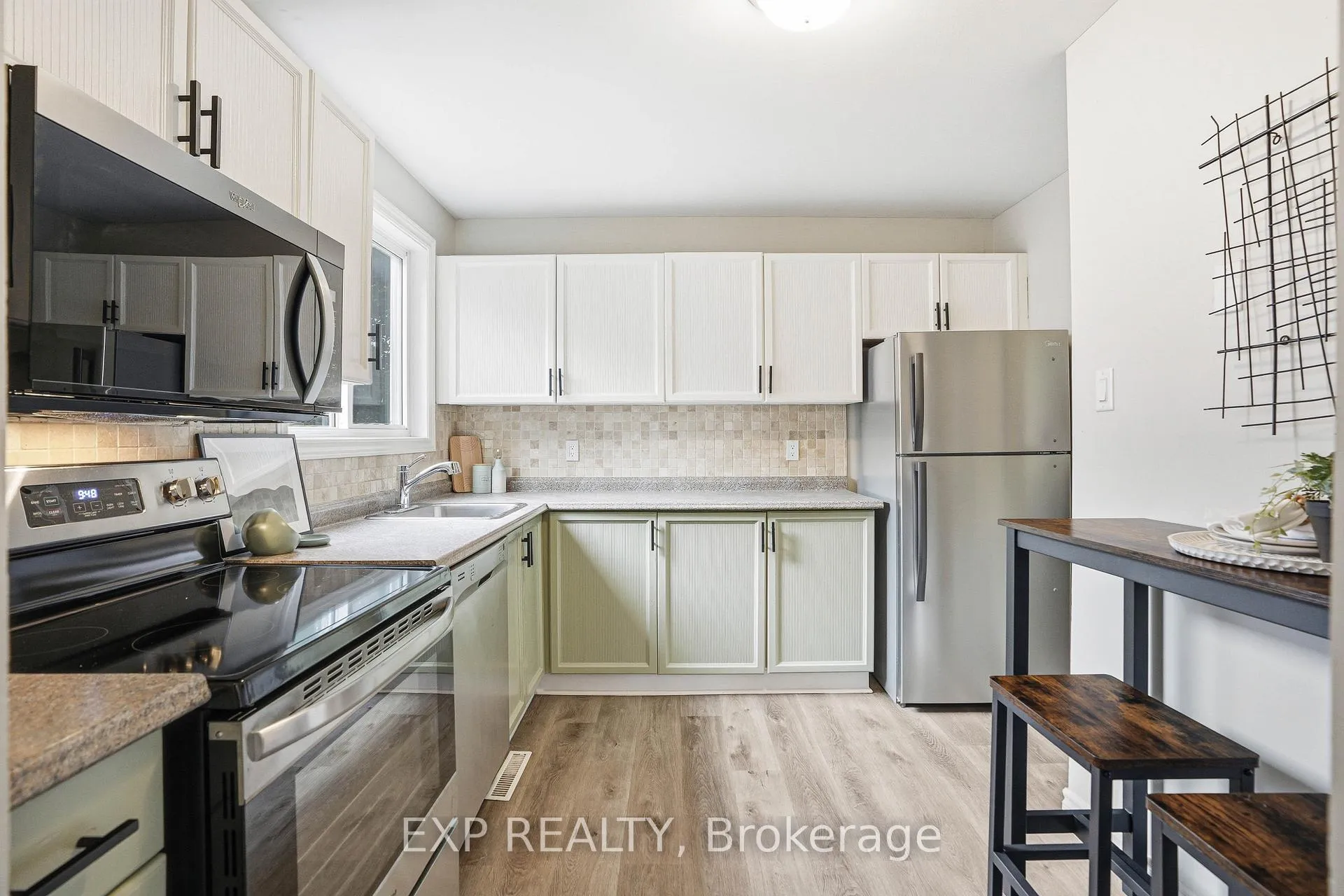 Photo 6 of 51 Raftus Square, Ottawa, Barrhaven - Pheasant Run — HOMEH