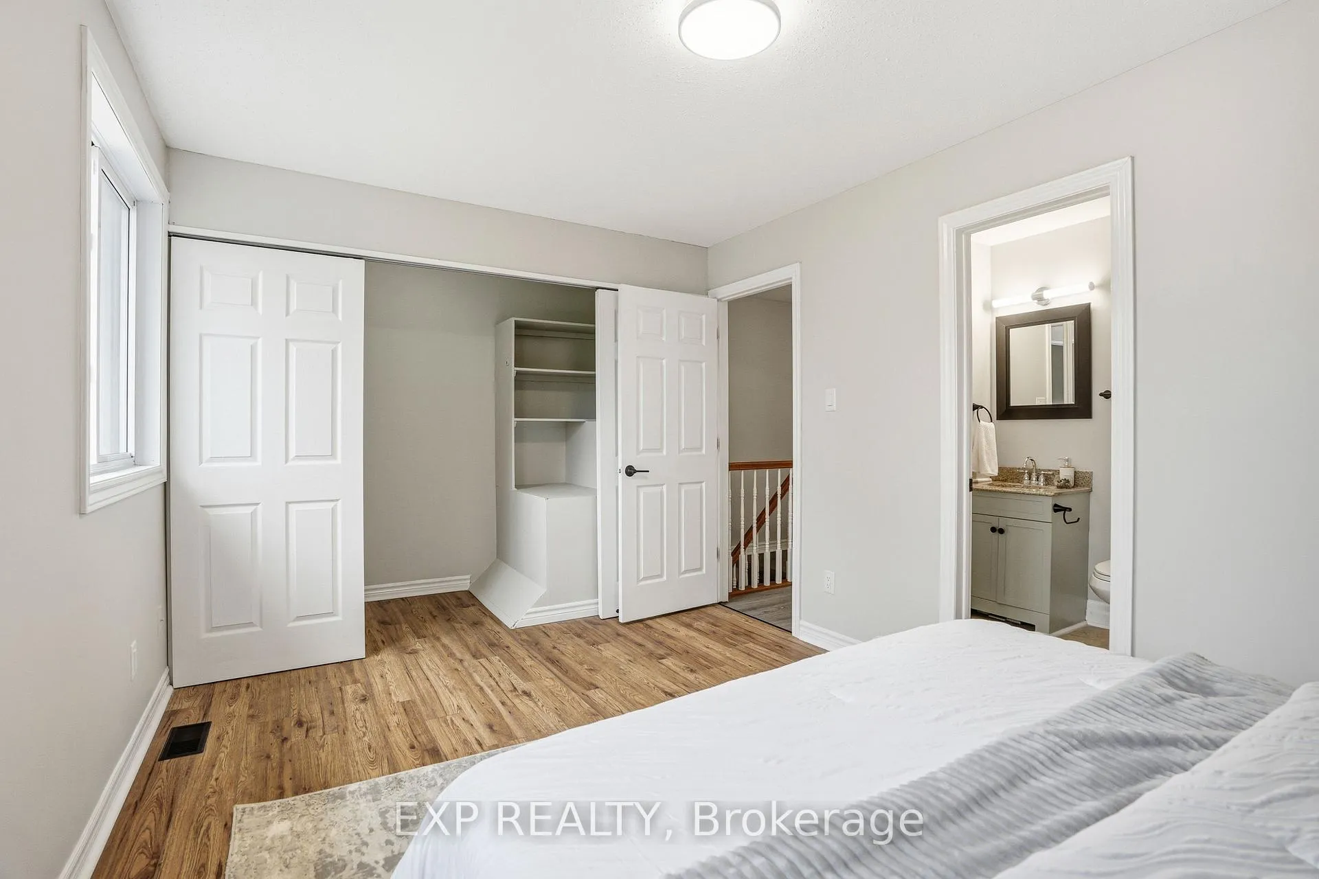 Photo 16 of 51 Raftus Square, Ottawa, Barrhaven - Pheasant Run — HOMEH