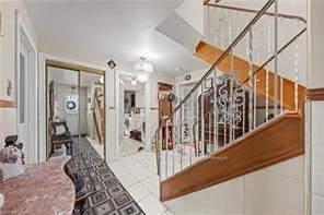 Photo 4 of 53 Bluerock Crescent, Cambridge — HOMEH