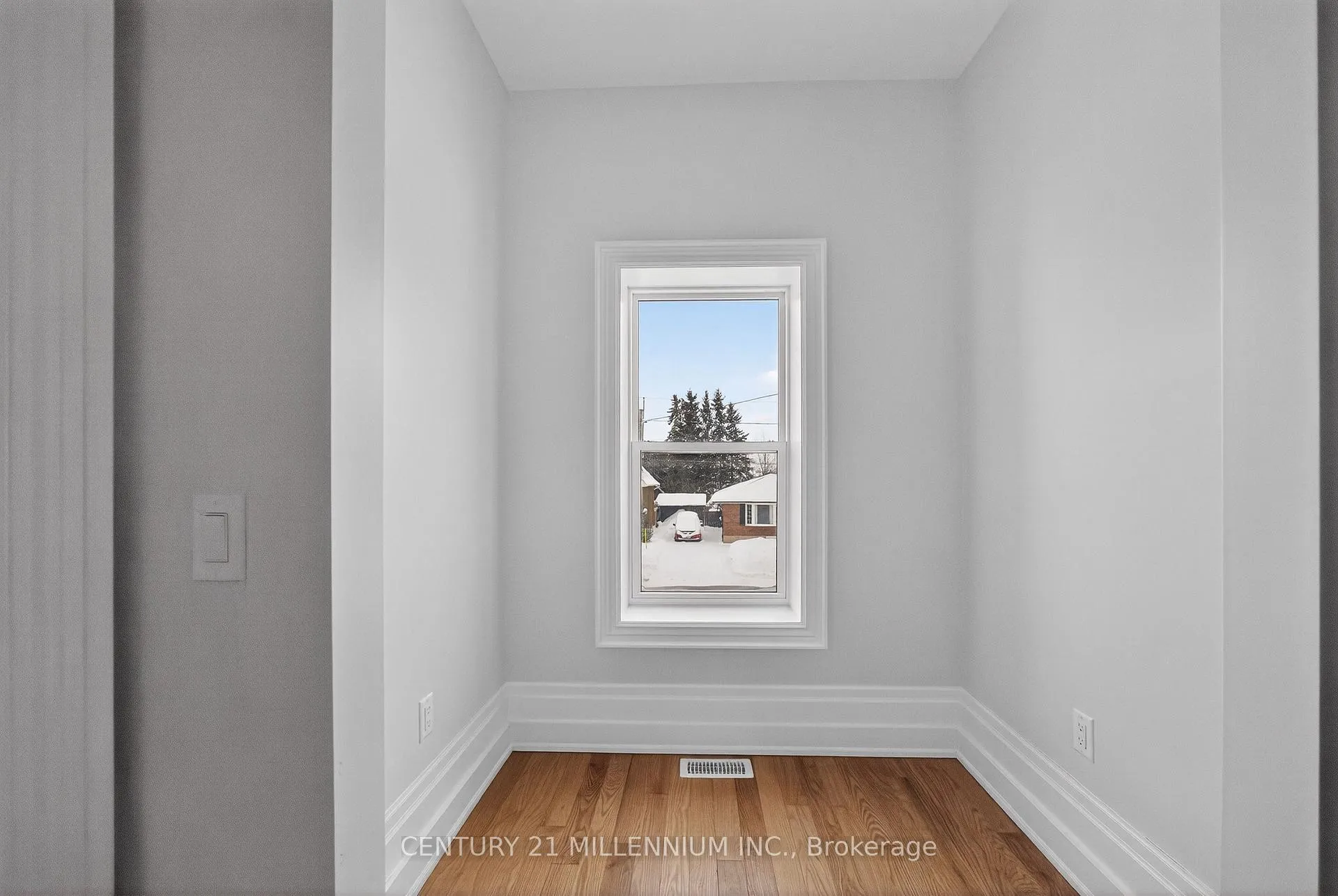Photo 33 of 154 Main Street W, Shelburne — HOMEH