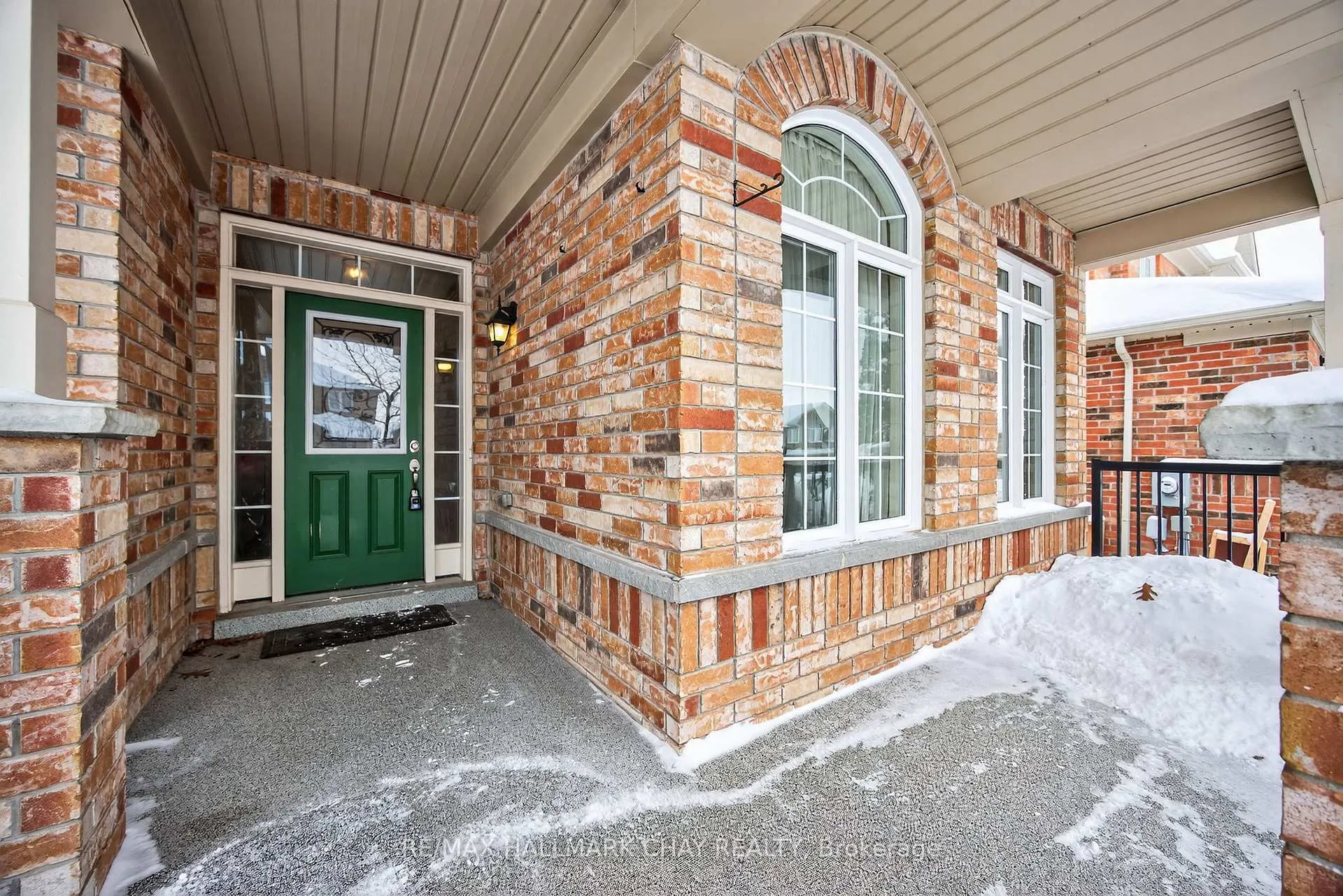 Photo 3 of 1406 Sheldon Street, Innisfil, Alcona — HOMEH