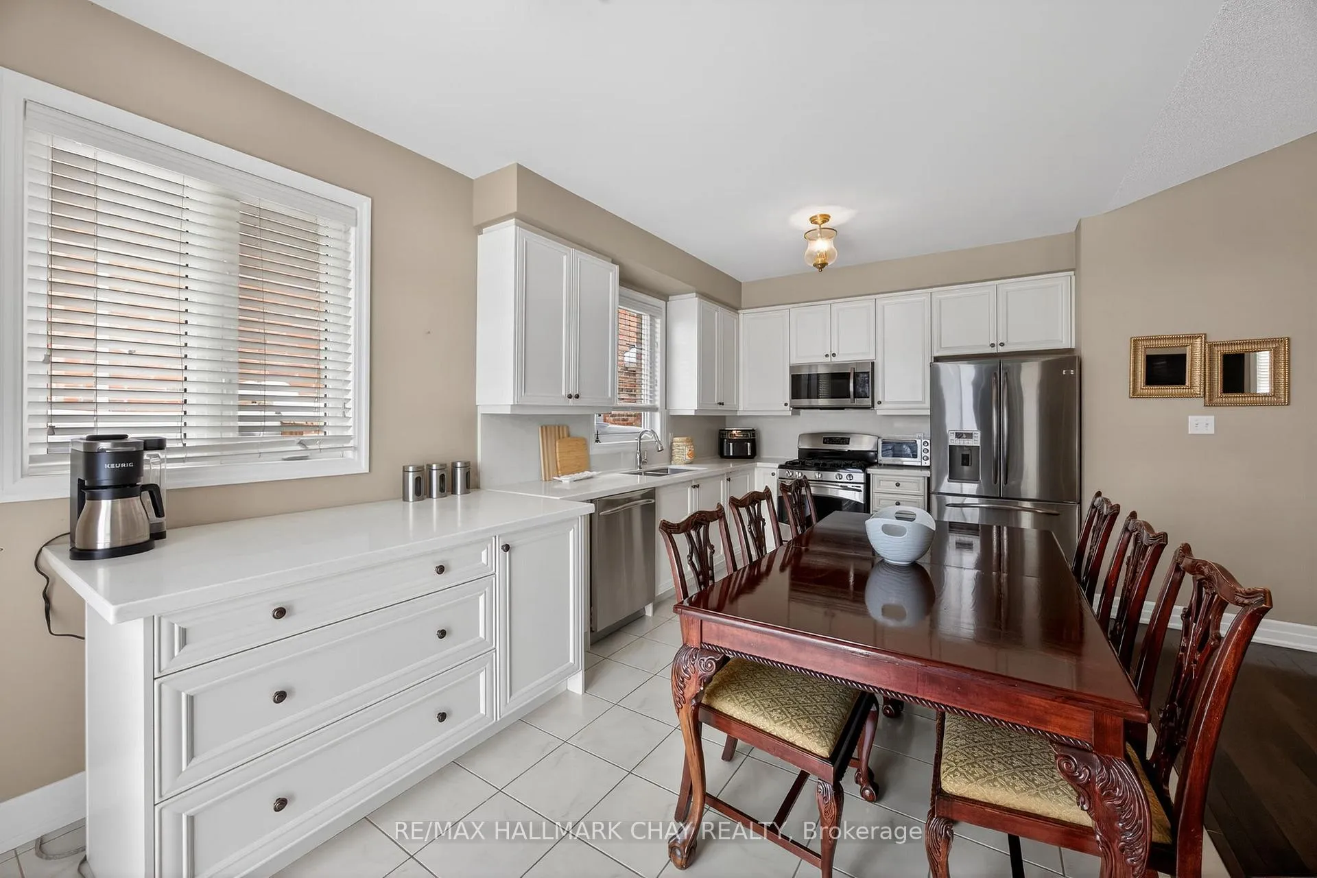 Photo 6 of 1406 Sheldon Street, Innisfil, Alcona — HOMEH