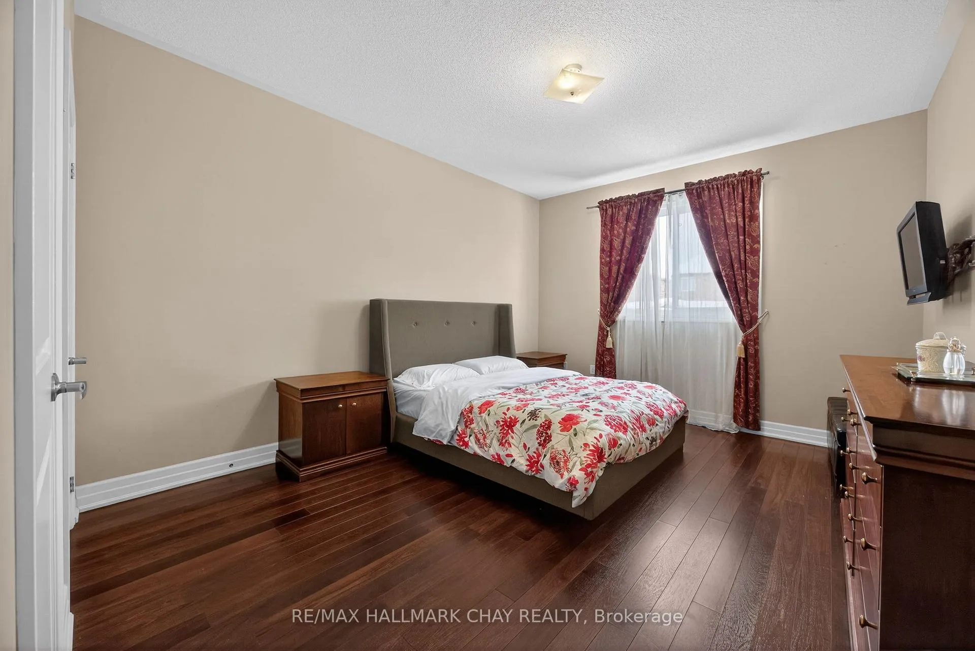 Photo 10 of 1406 Sheldon Street, Innisfil, Alcona — HOMEH