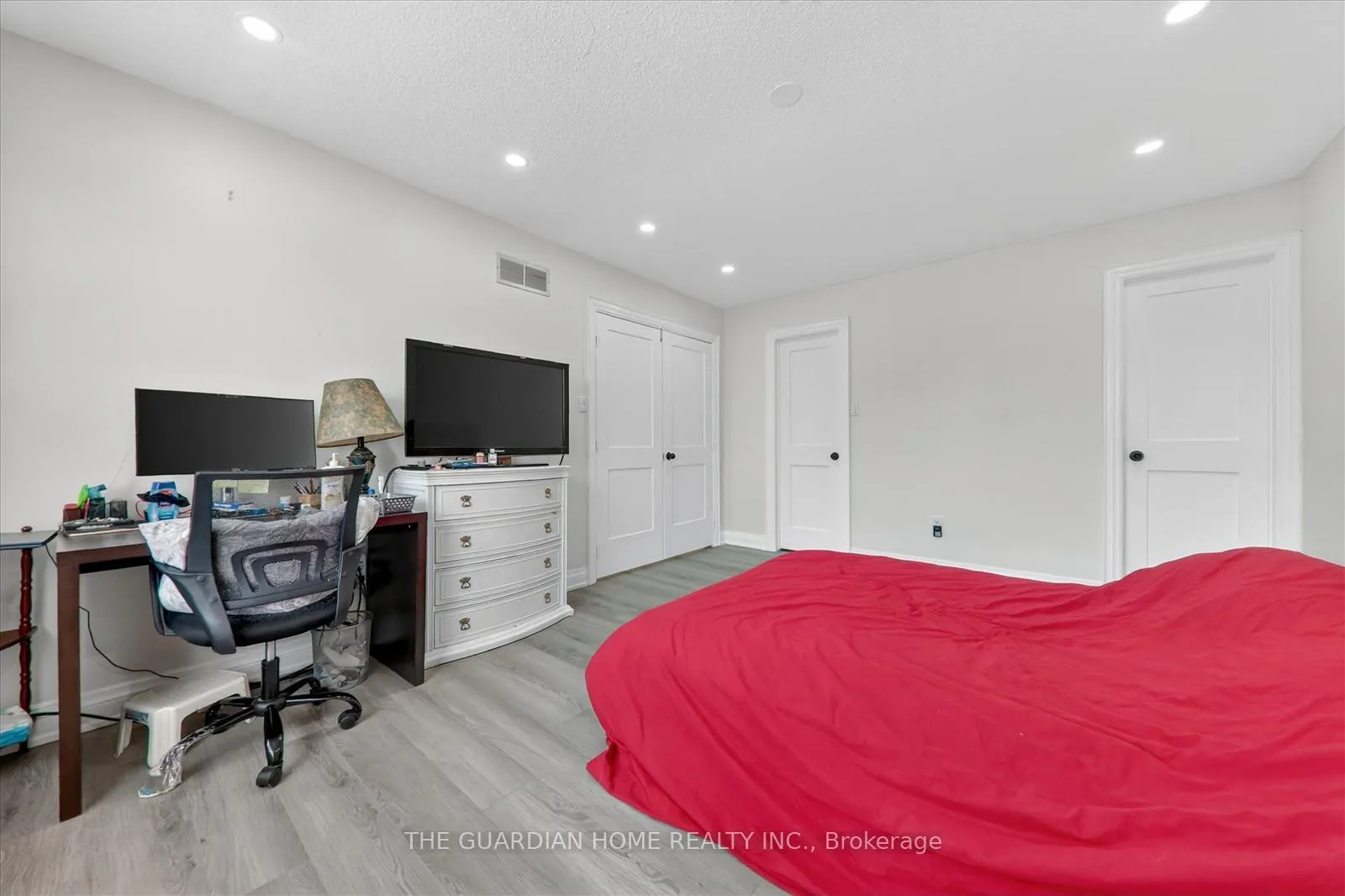 Photo 38 of 1 Arisaig Drive, Vaughan, Maple — HOMEH