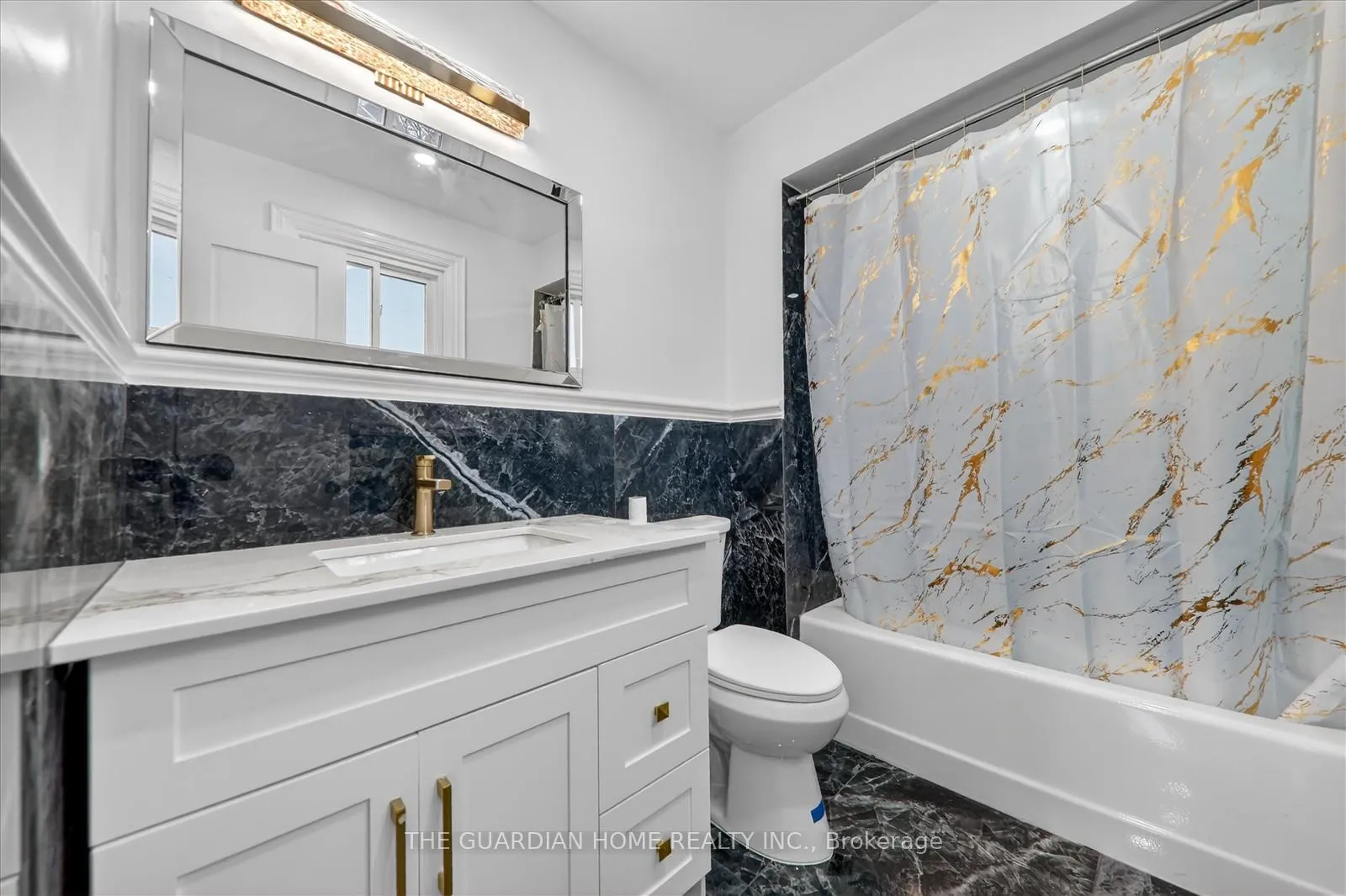 Photo 39 of 1 Arisaig Drive, Vaughan, Maple — HOMEH