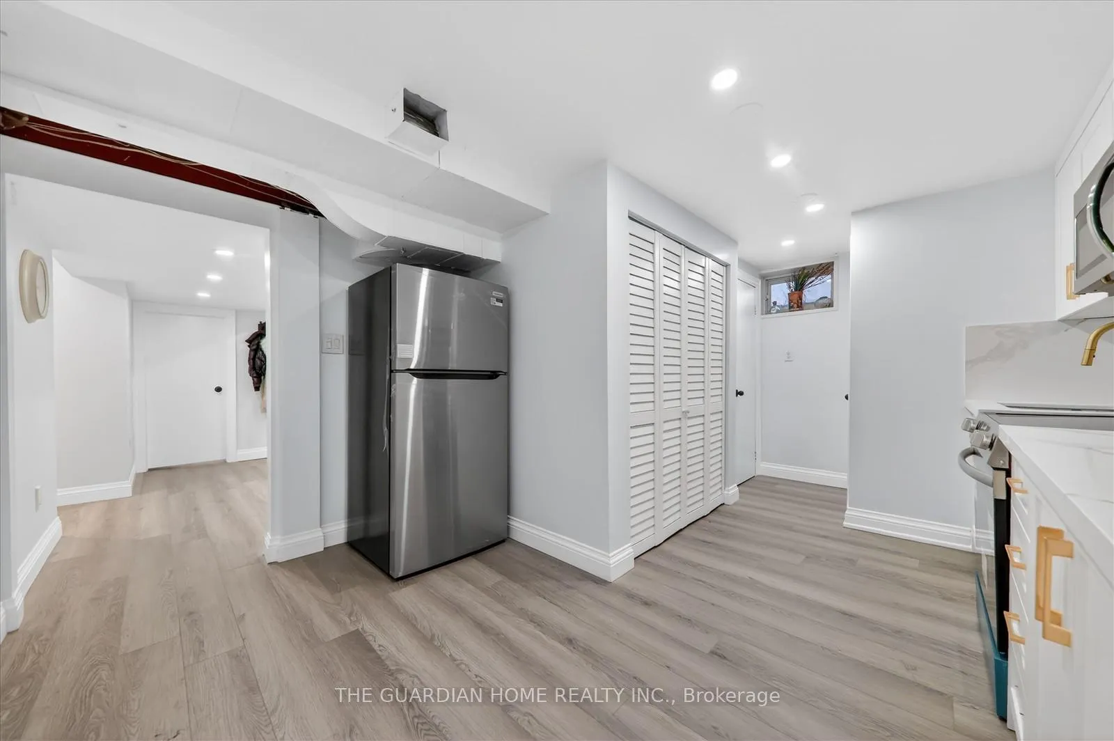 Photo 42 of 1 Arisaig Drive, Vaughan, Maple — HOMEH