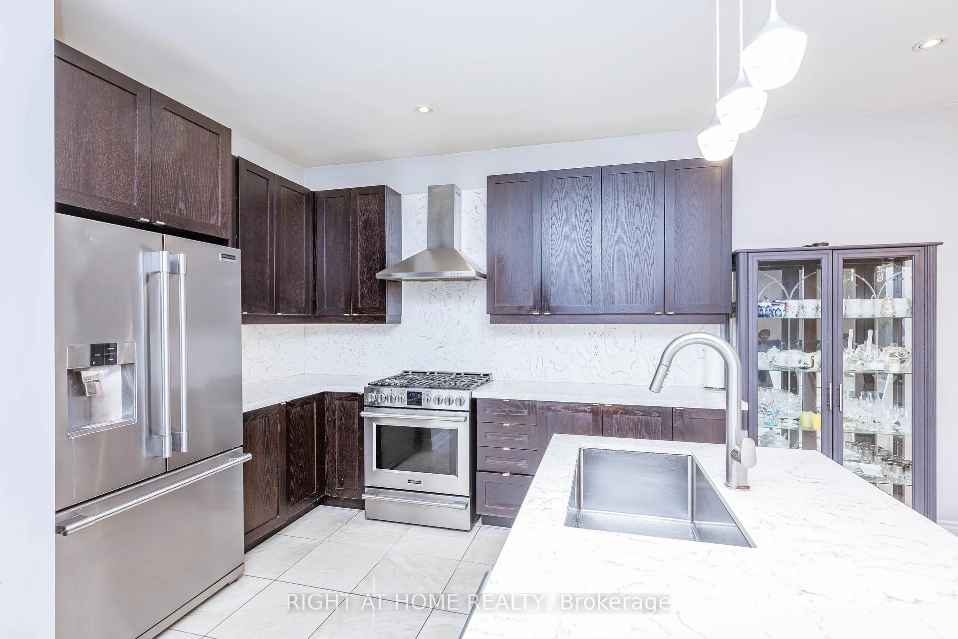 Photo 15 of 2296 Secreto Drive, Oshawa, Windfields — HOMEH