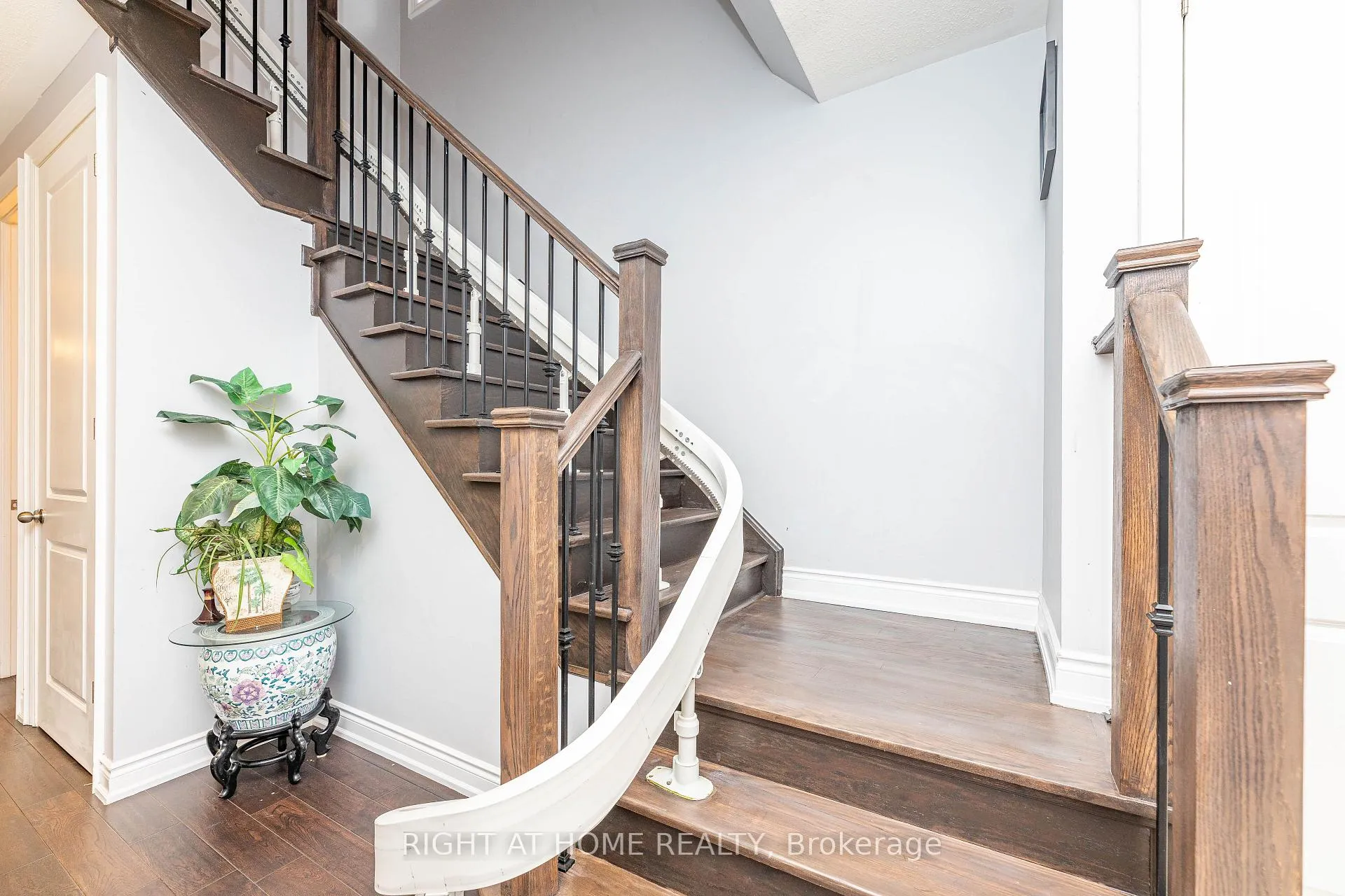 Photo 21 of 2296 Secreto Drive, Oshawa, Windfields — HOMEH