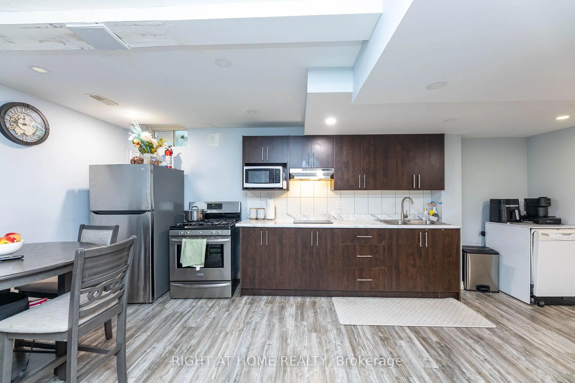 Photo 43 of 2296 Secreto Drive, Oshawa, Windfields — HOMEH