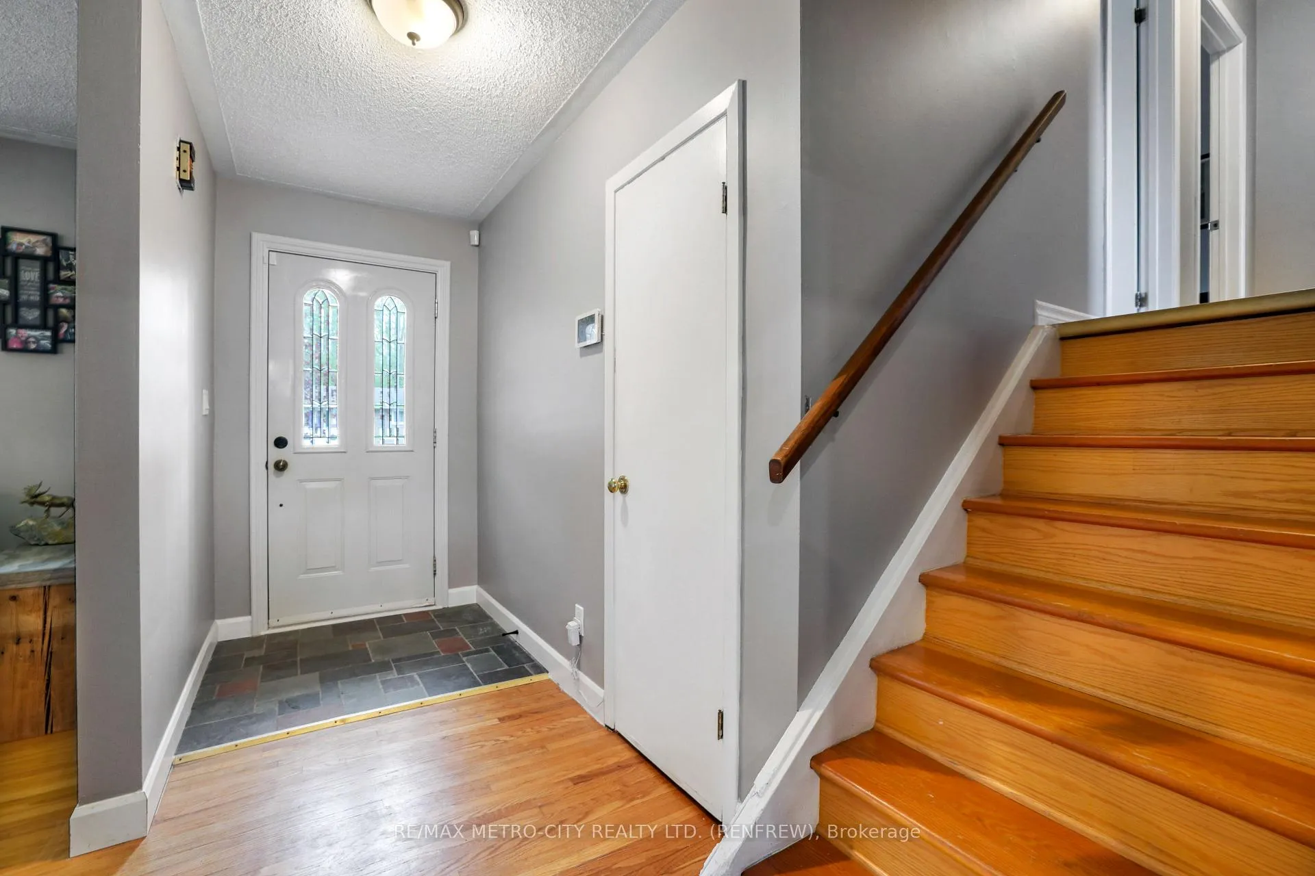 Photo 7 of 268 Wade Avenue, Renfrew — HOMEH